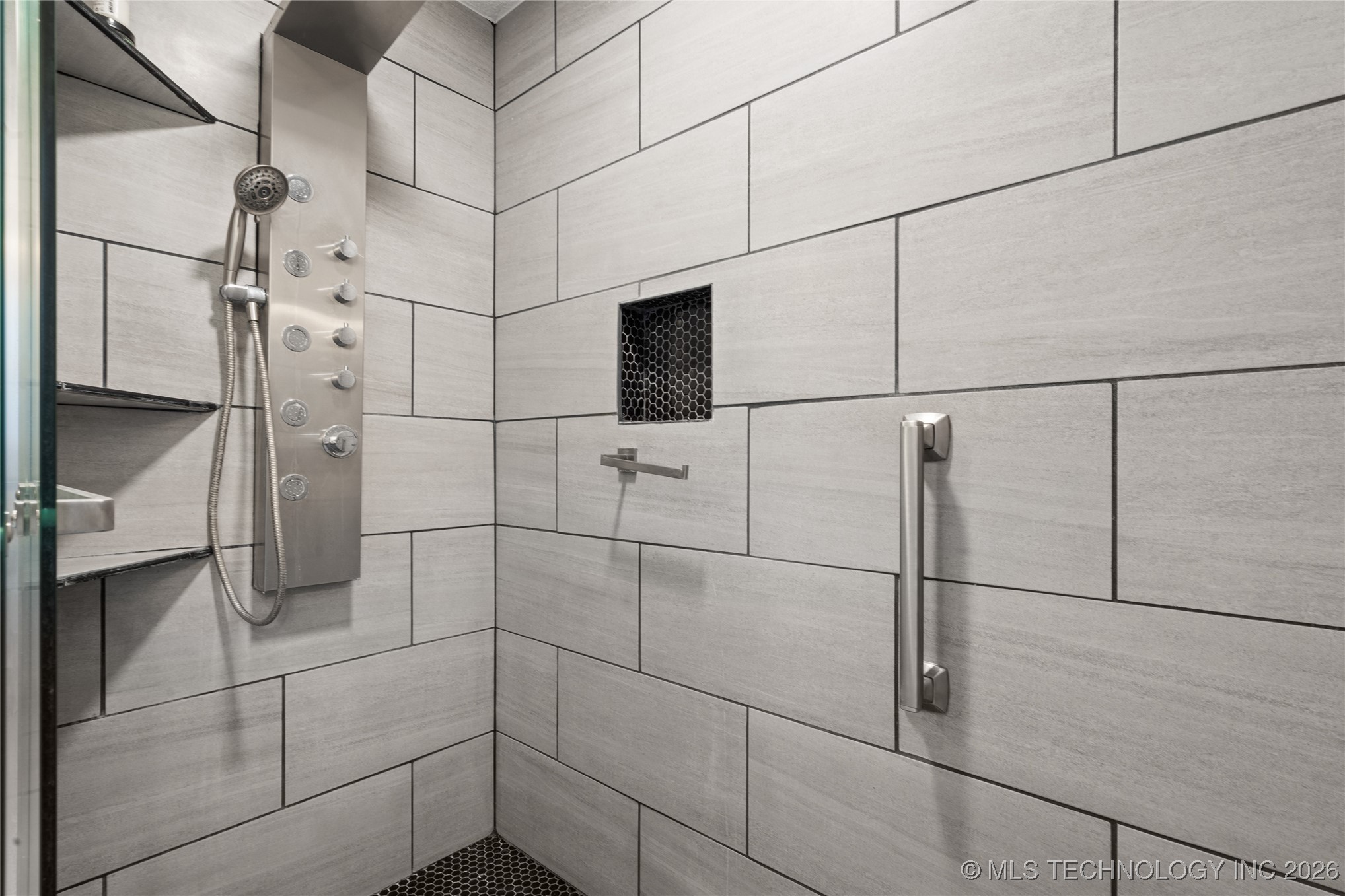 2584 Seminole Property Photo 38