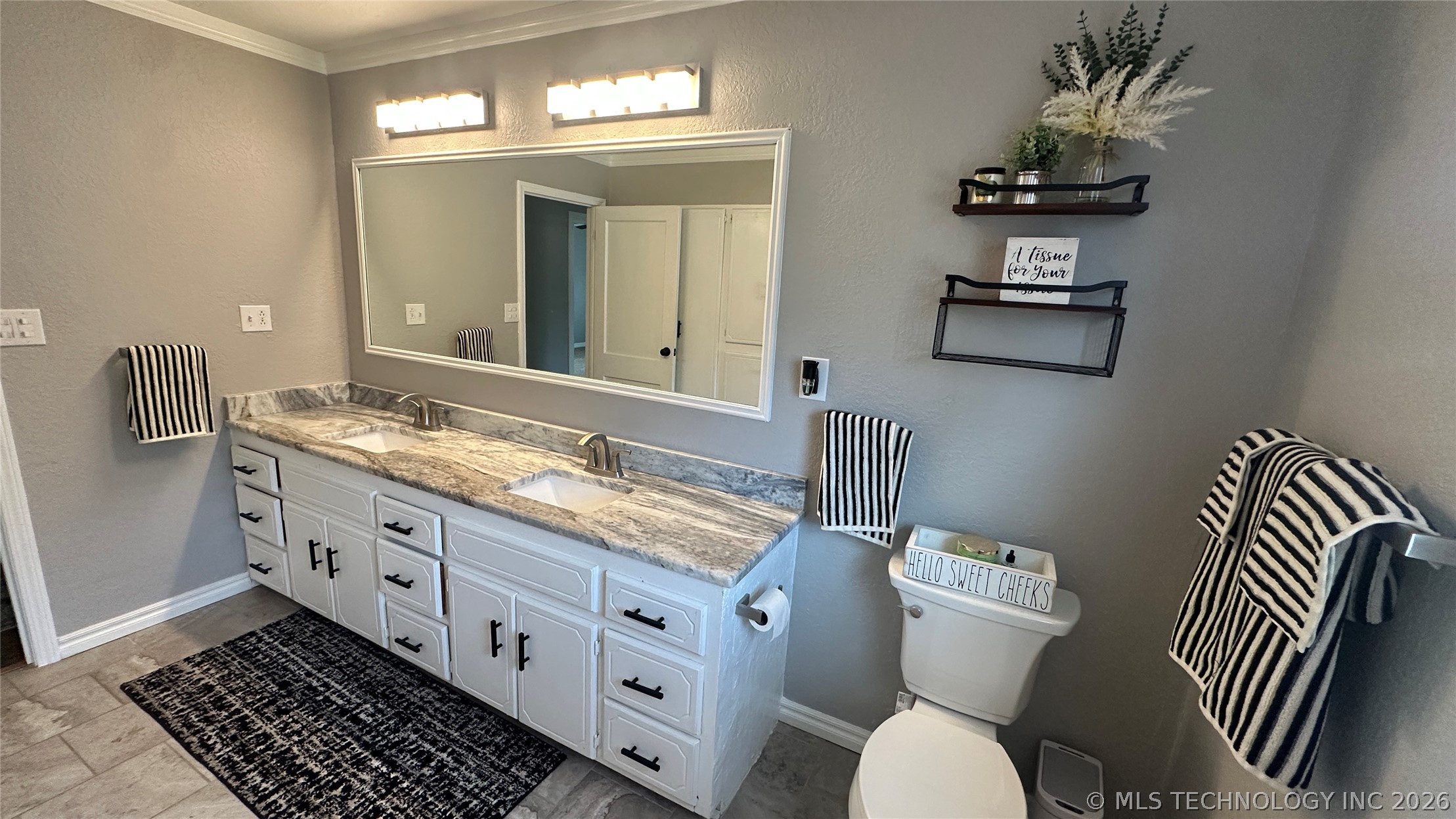 2584 Seminole Property Photo 44