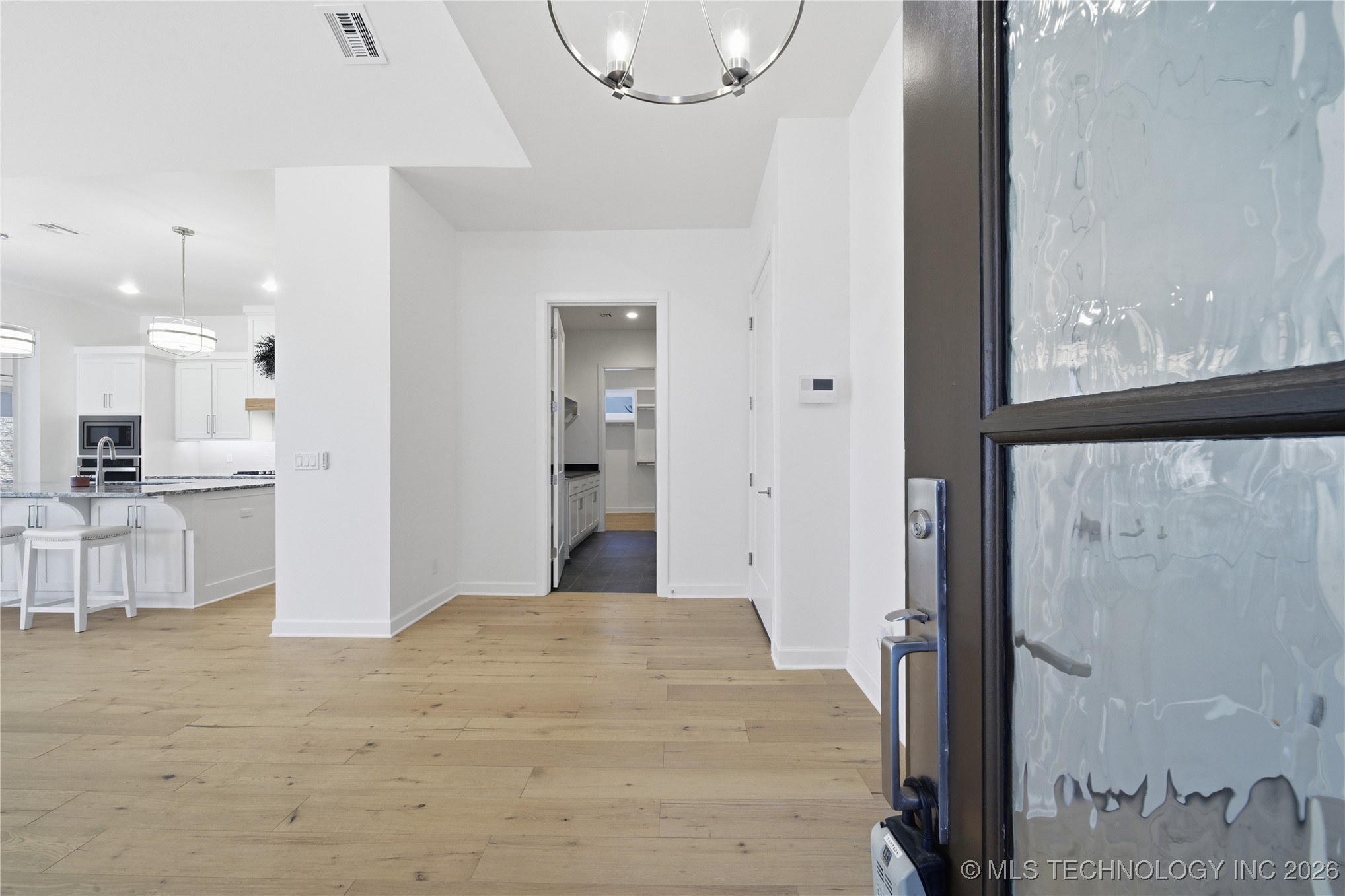 1228 W 85th Court S Property Photo 3