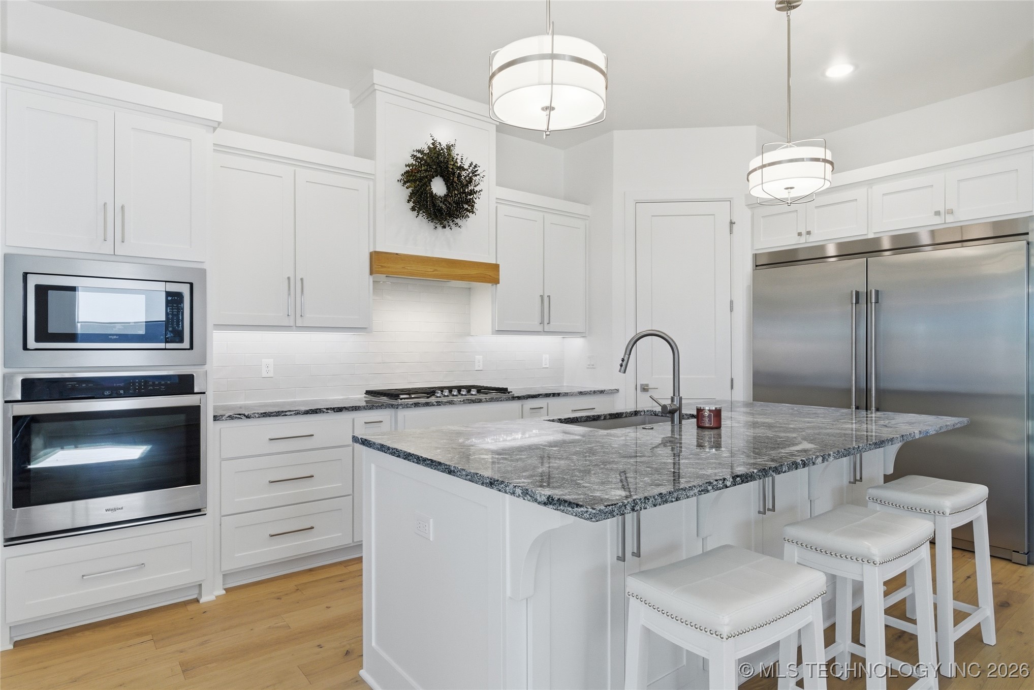 1228 W 85th Court S Property Photo 10