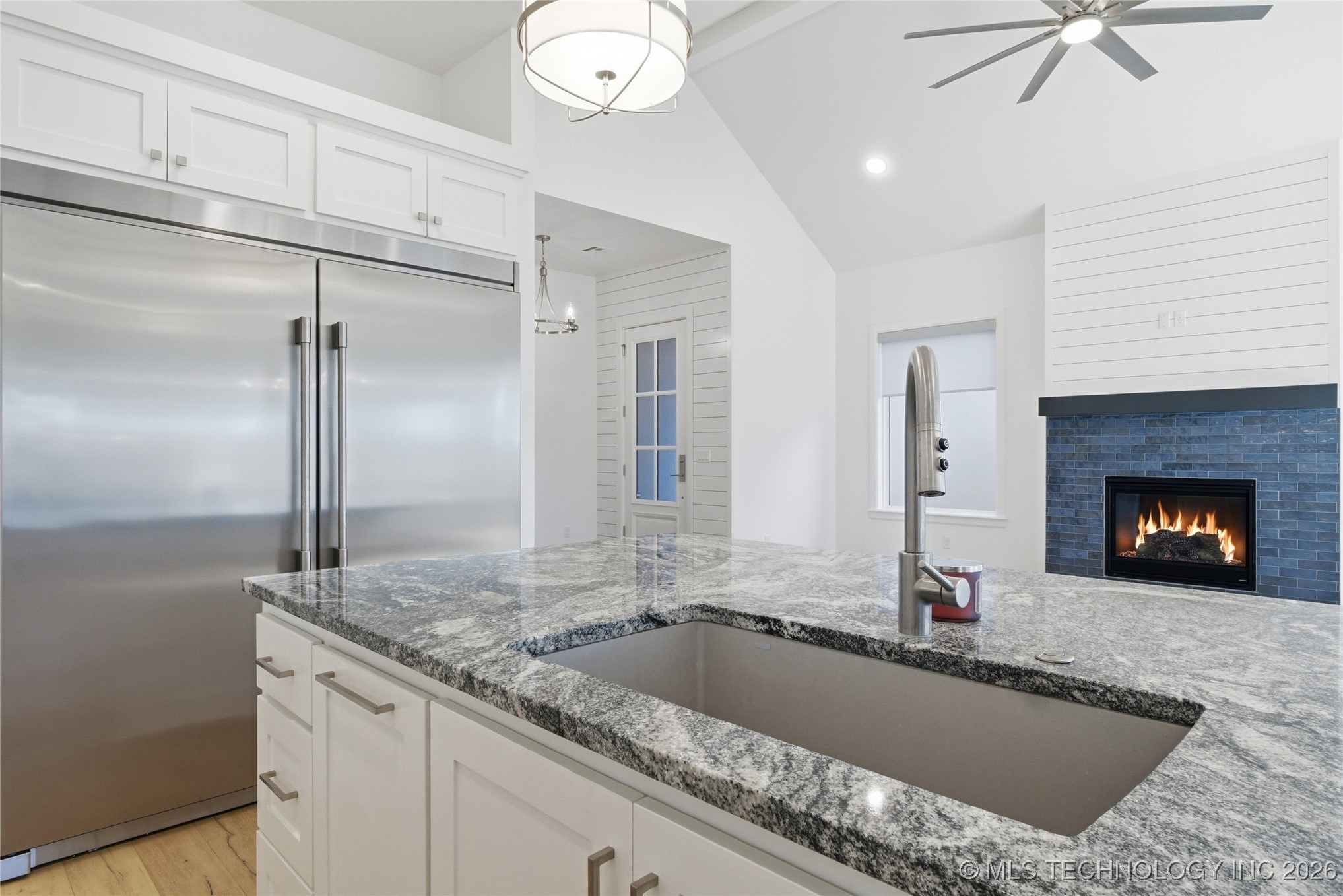 1228 W 85th Court S Property Photo 14