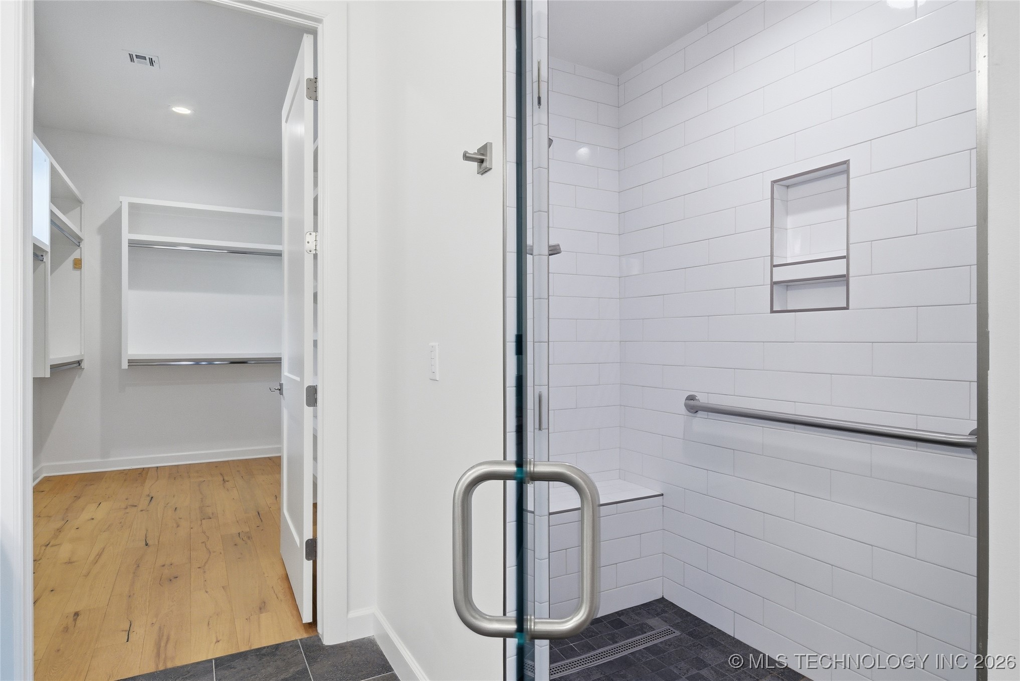 1228 W 85th Court S Property Photo 29