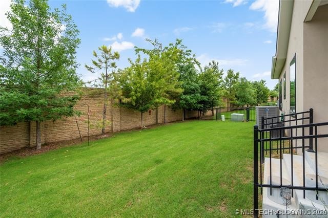 1228 W 85th Court S Property Photo 49