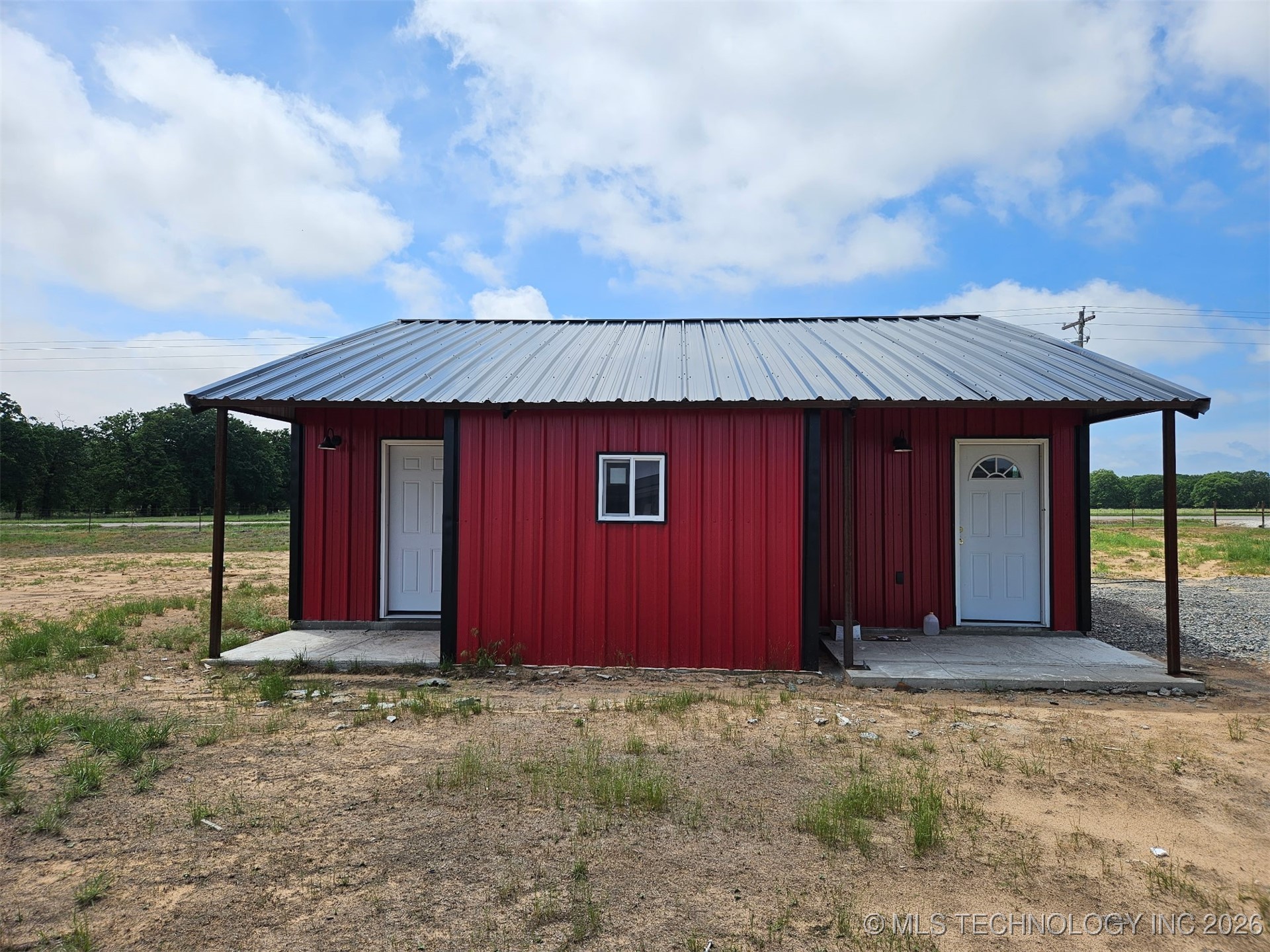 3226 Lark Road Property Photo 7