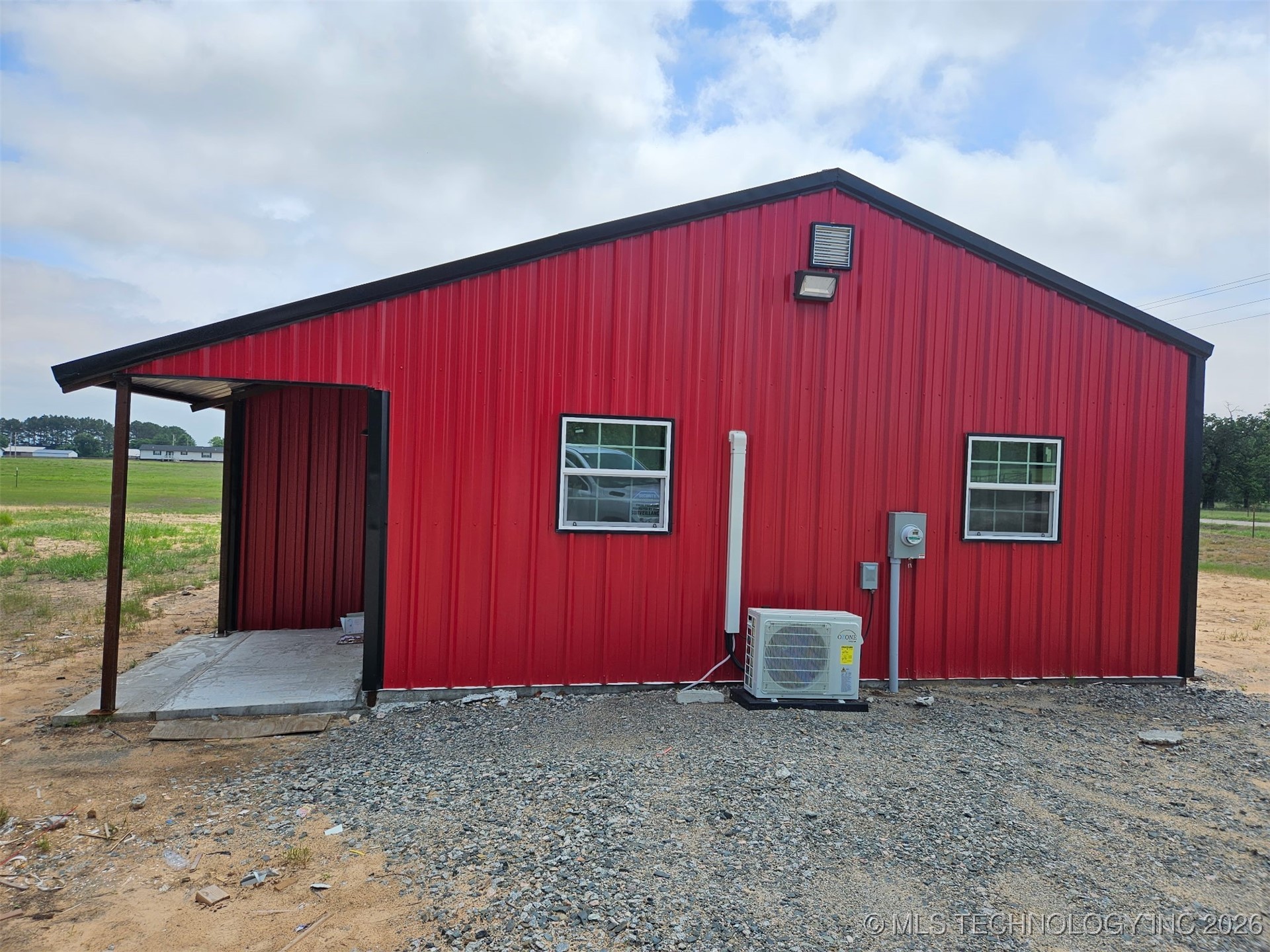 3226 Lark Road Property Photo 8