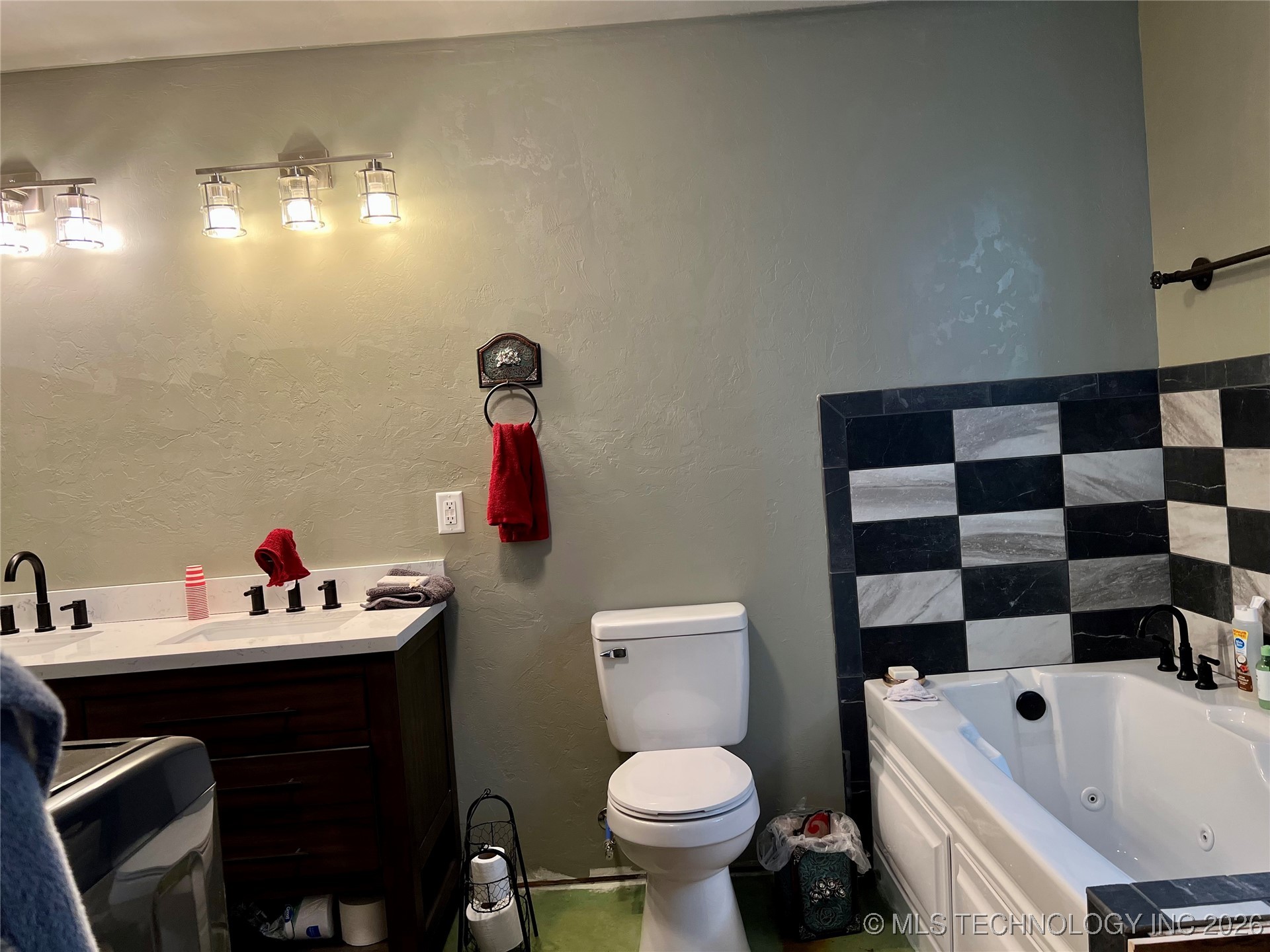 3226 Lark Road Property Photo 20