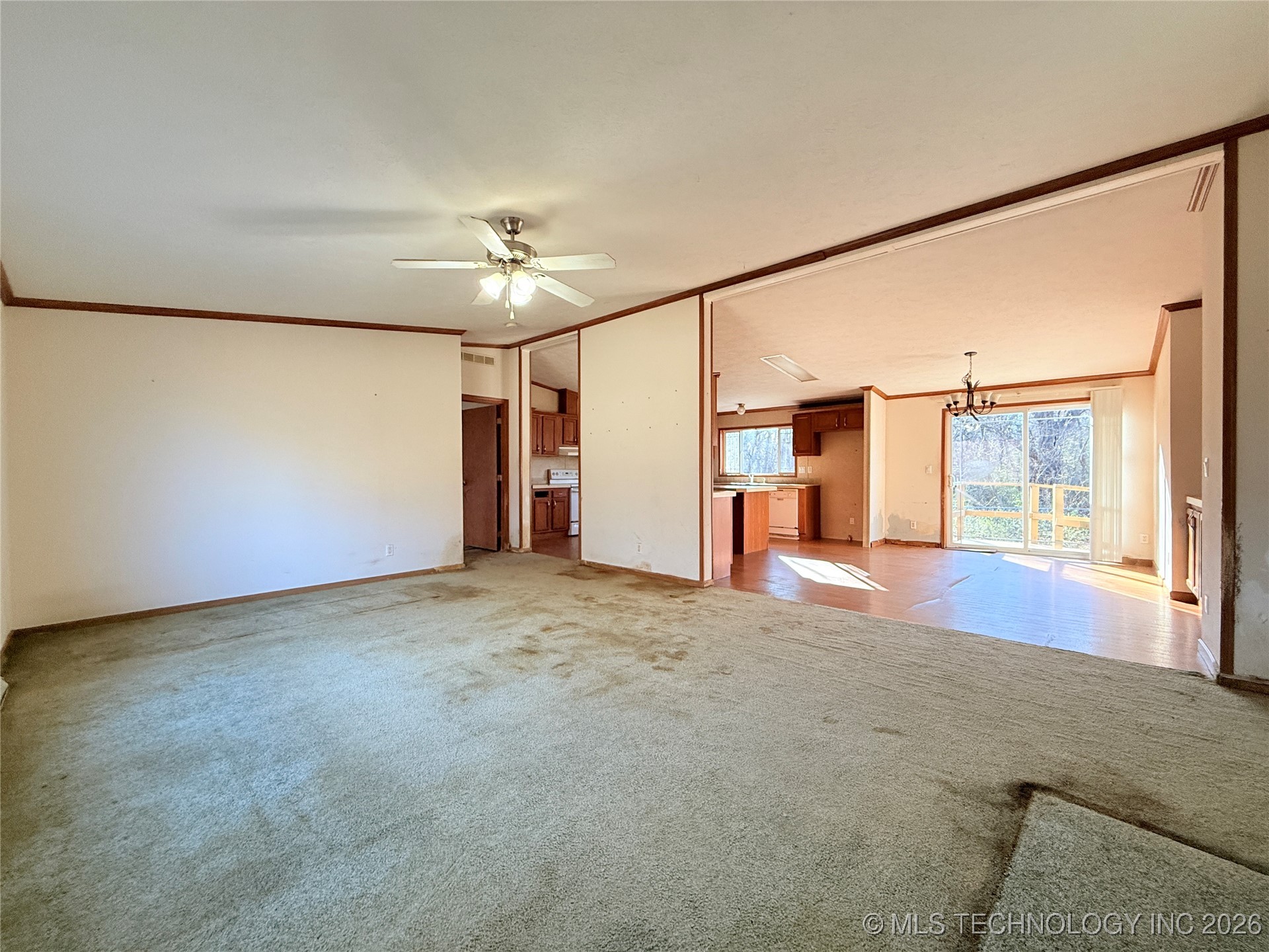 2131 Maryland Property Photo 10