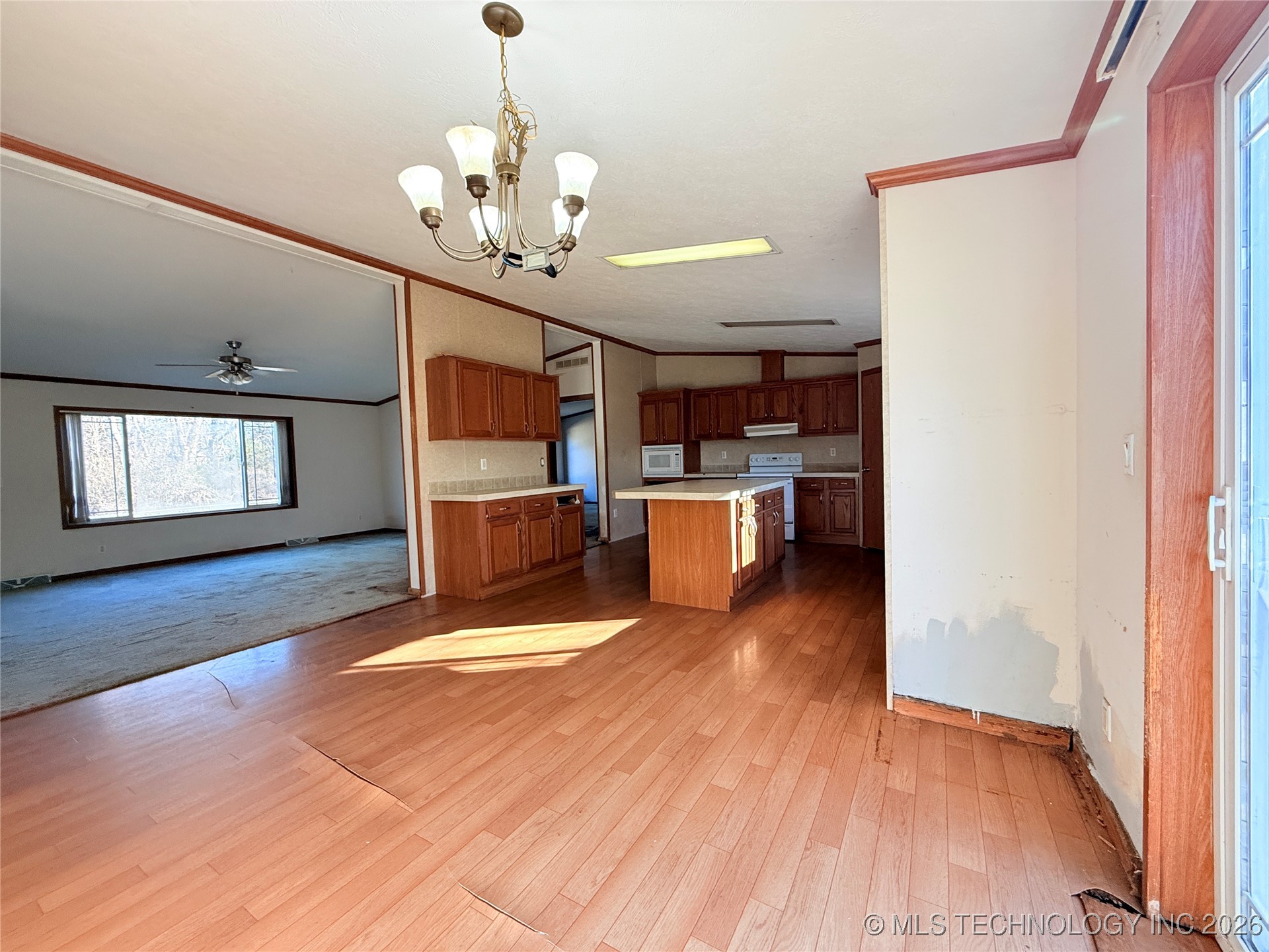 2131 Maryland Property Photo 14