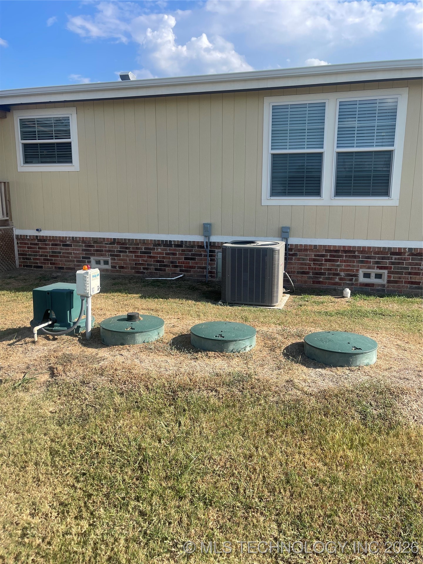 35520 State Road 78 Property Photo 4