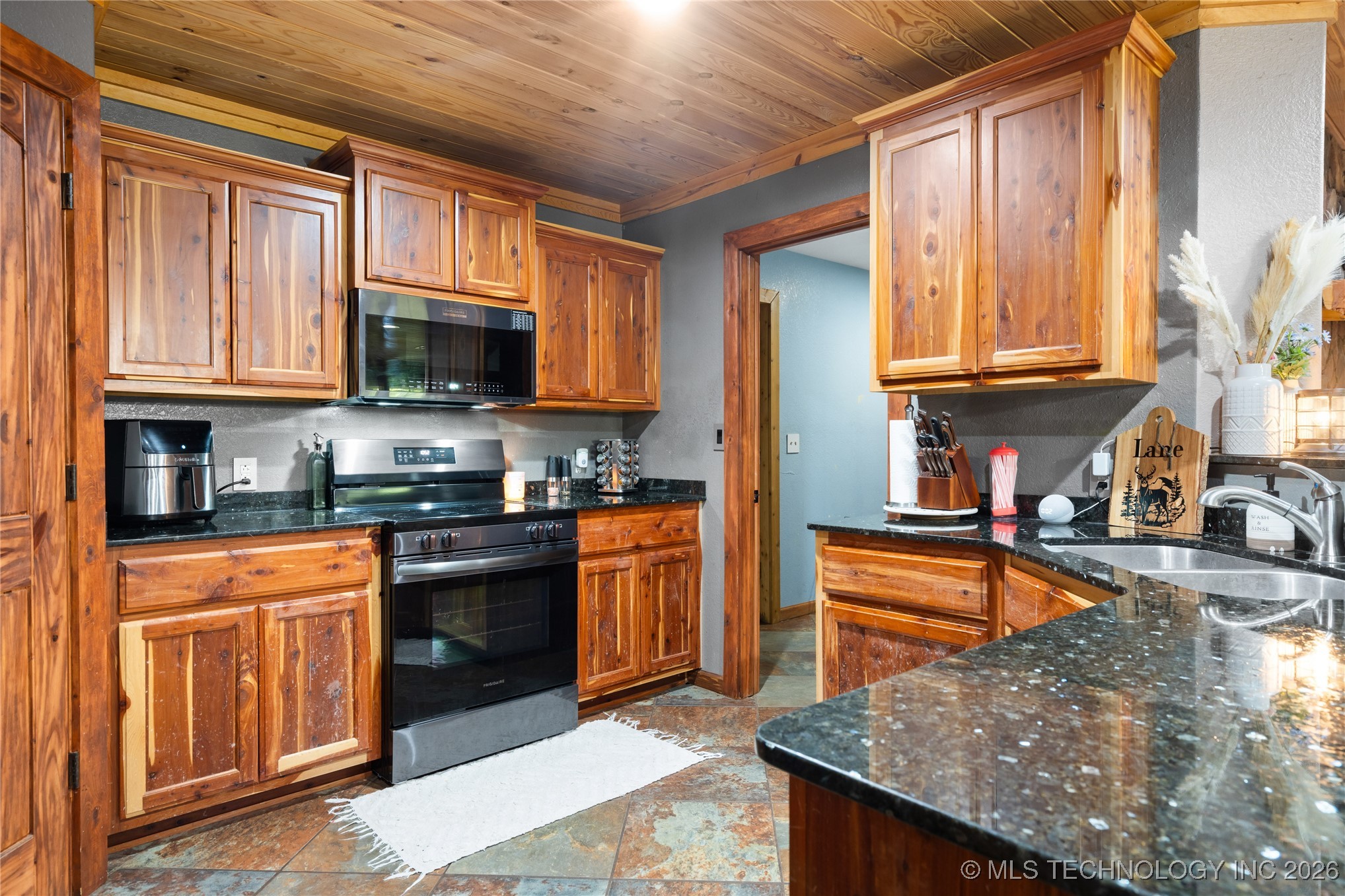 97964 S 4437 Road Property Photo 6