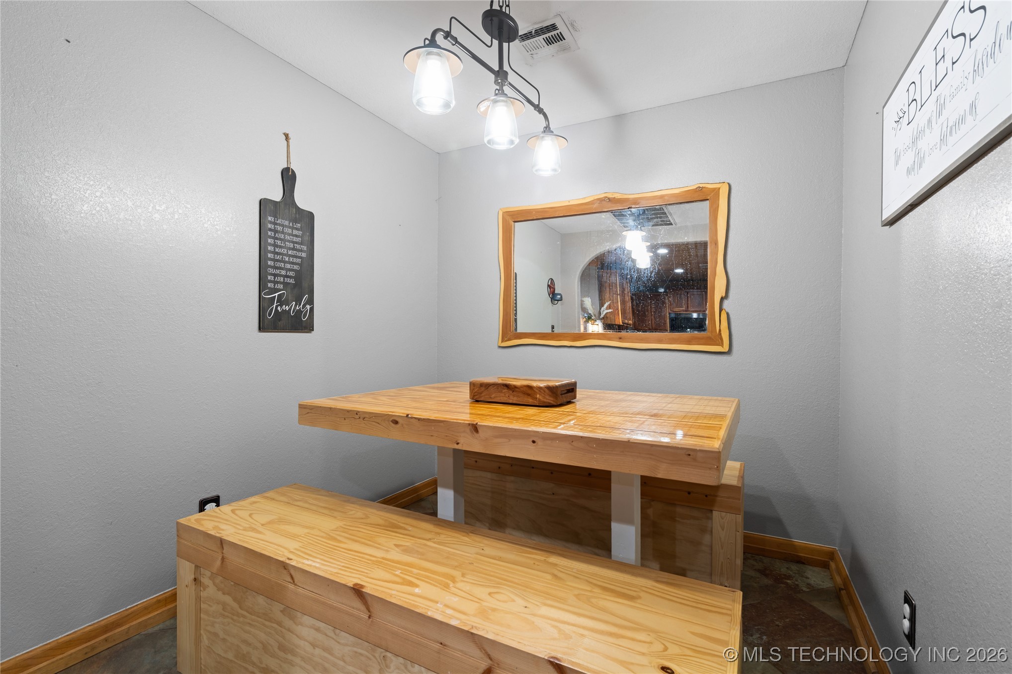 97964 S 4437 Road Property Photo 9