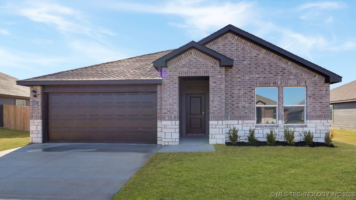 8527 E El Paso Street Property Photo 1