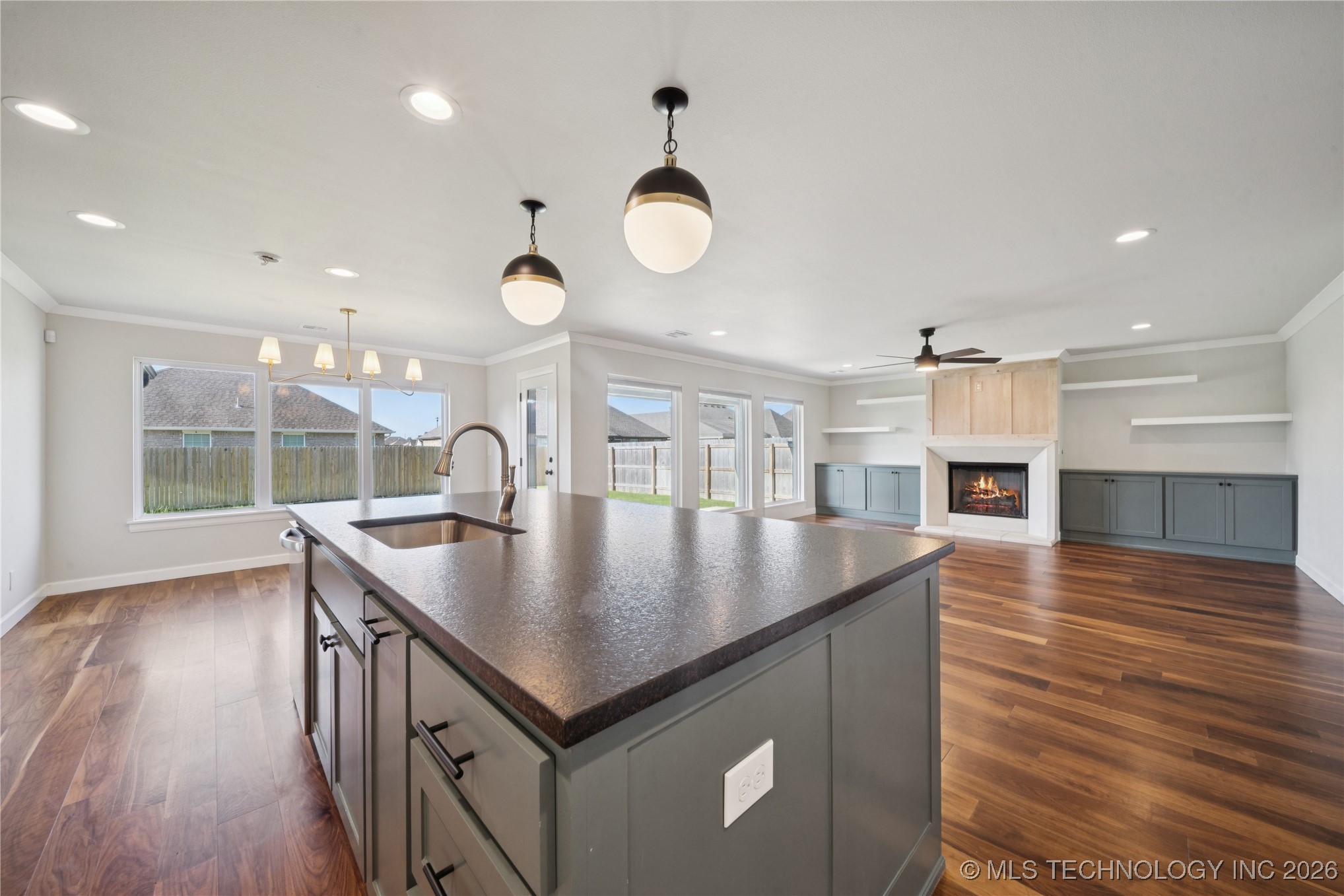 27608 E 109th Street E Property Photo 16