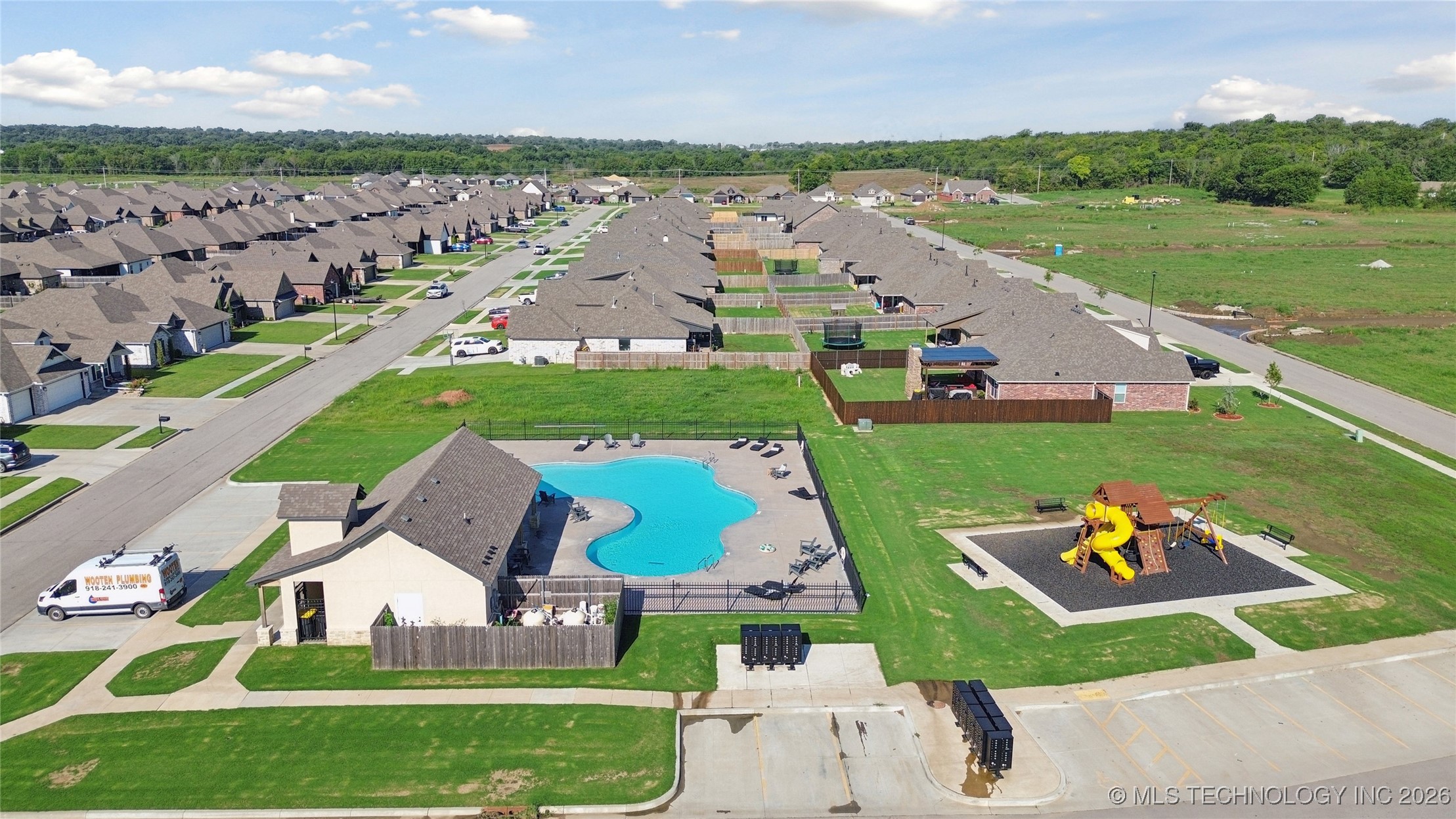 27608 E 109th Street E Property Photo 39