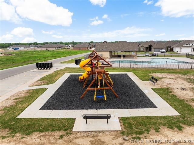 27608 E 109th Street E Property Photo 46