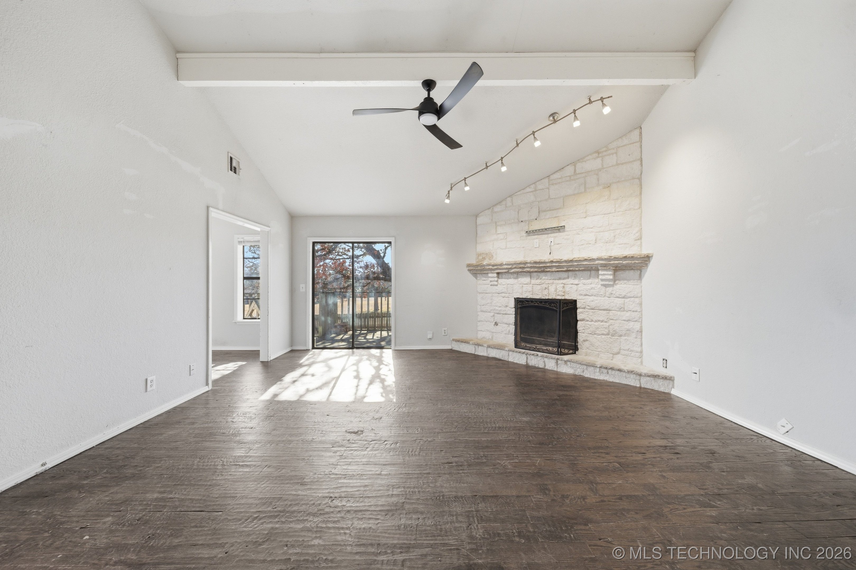 2806 W 70th Street Property Photo 6