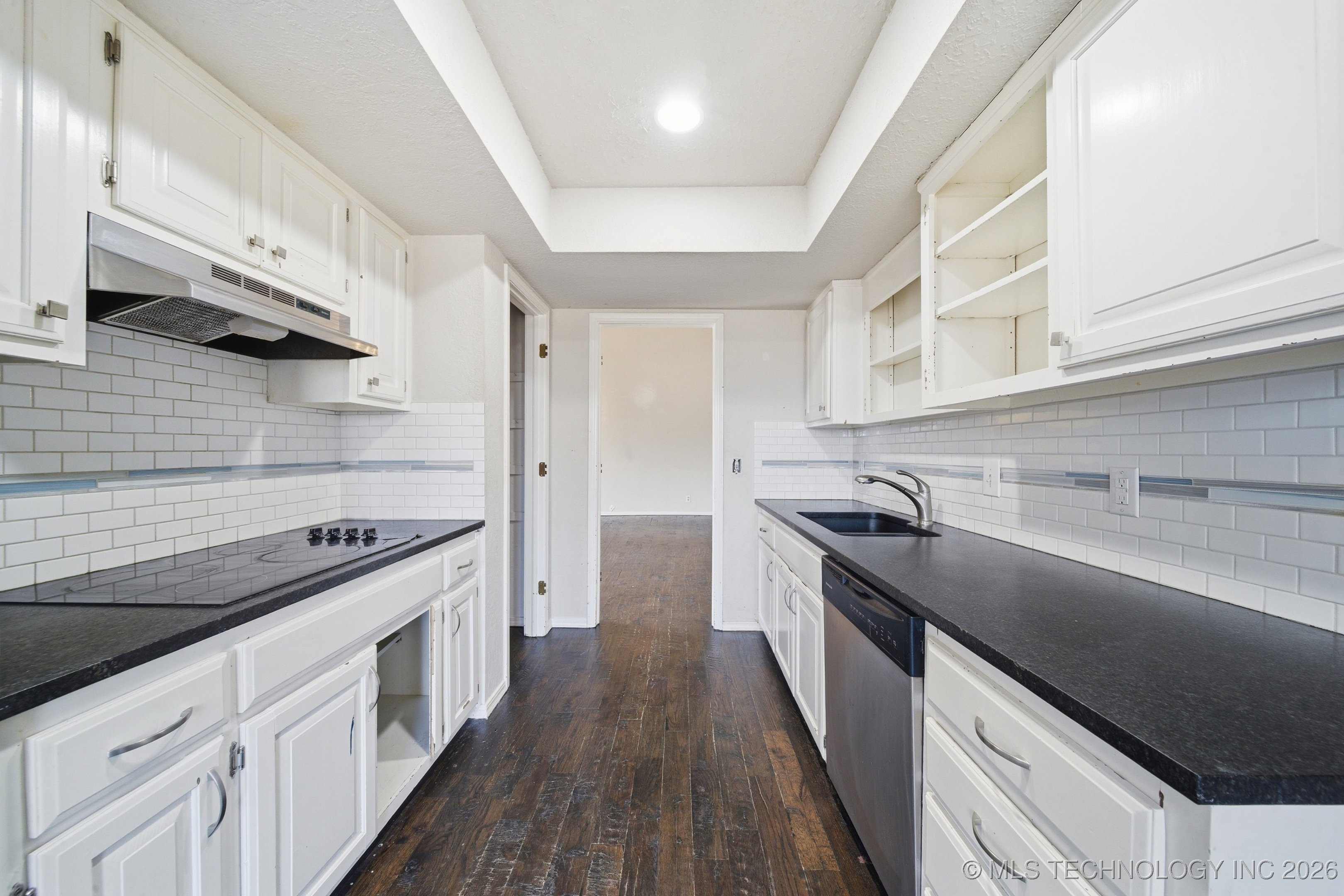 2806 W 70th Street Property Photo 14