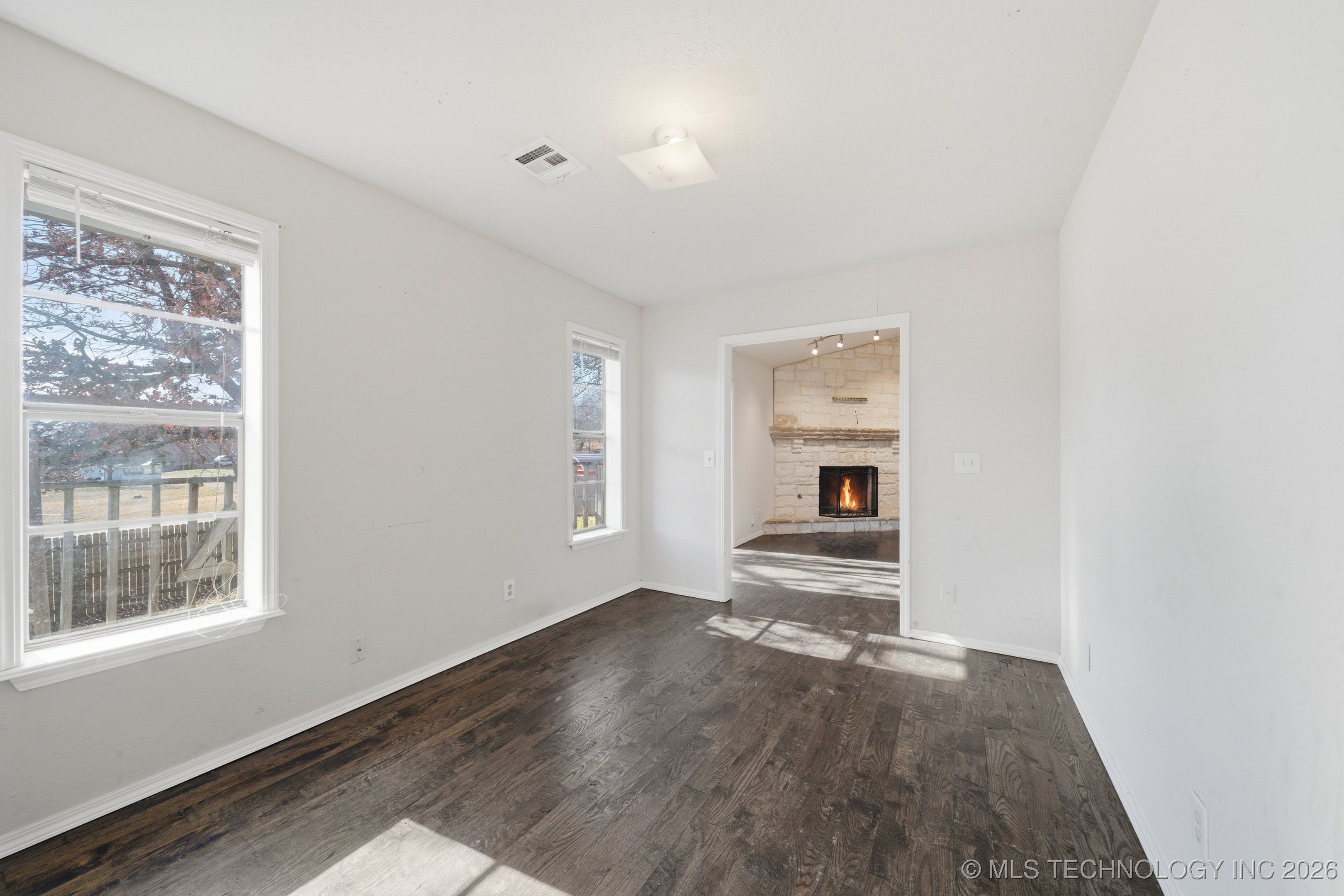 2806 W 70th Street Property Photo 17