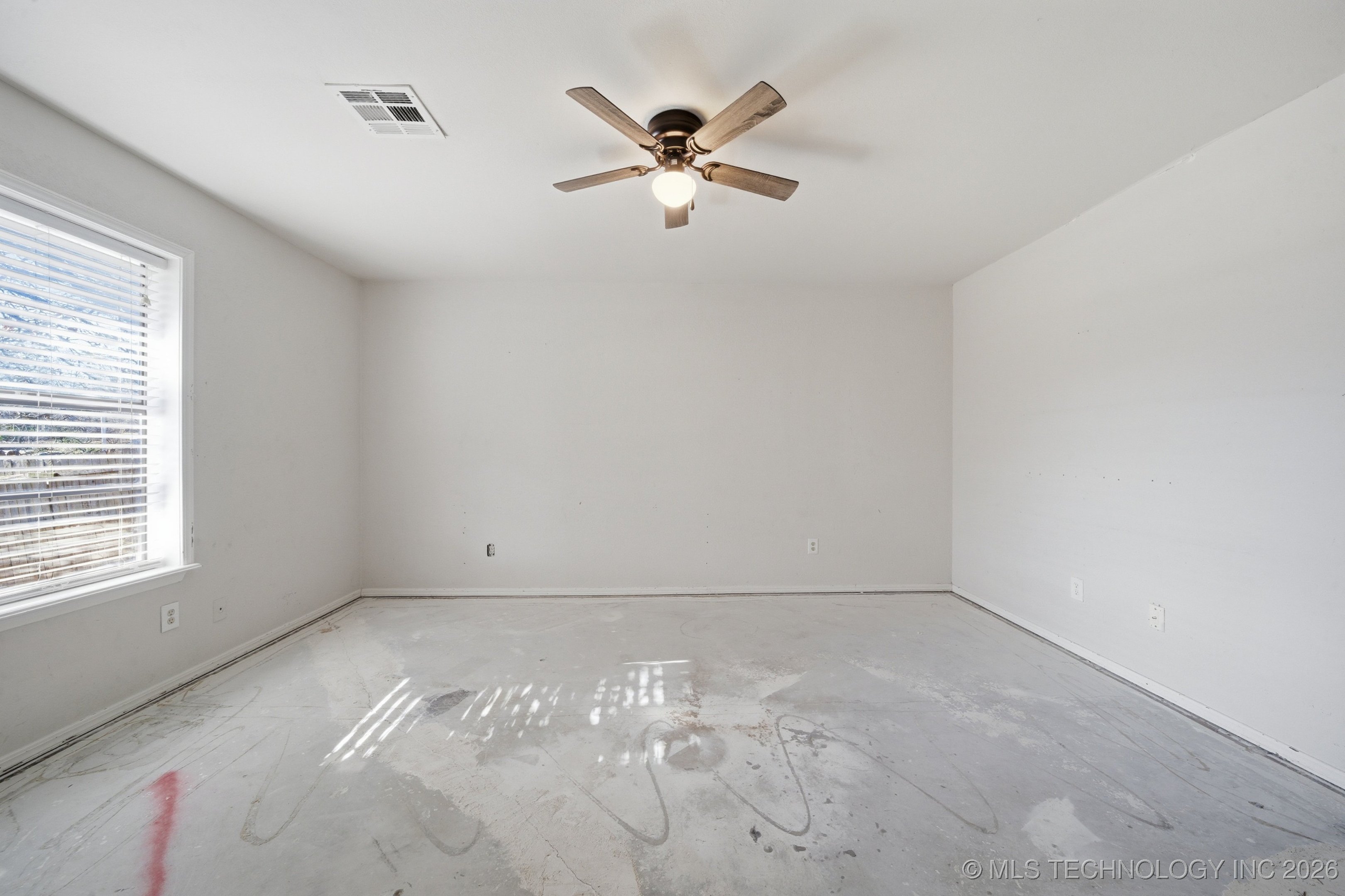 2806 W 70th Street Property Photo 19