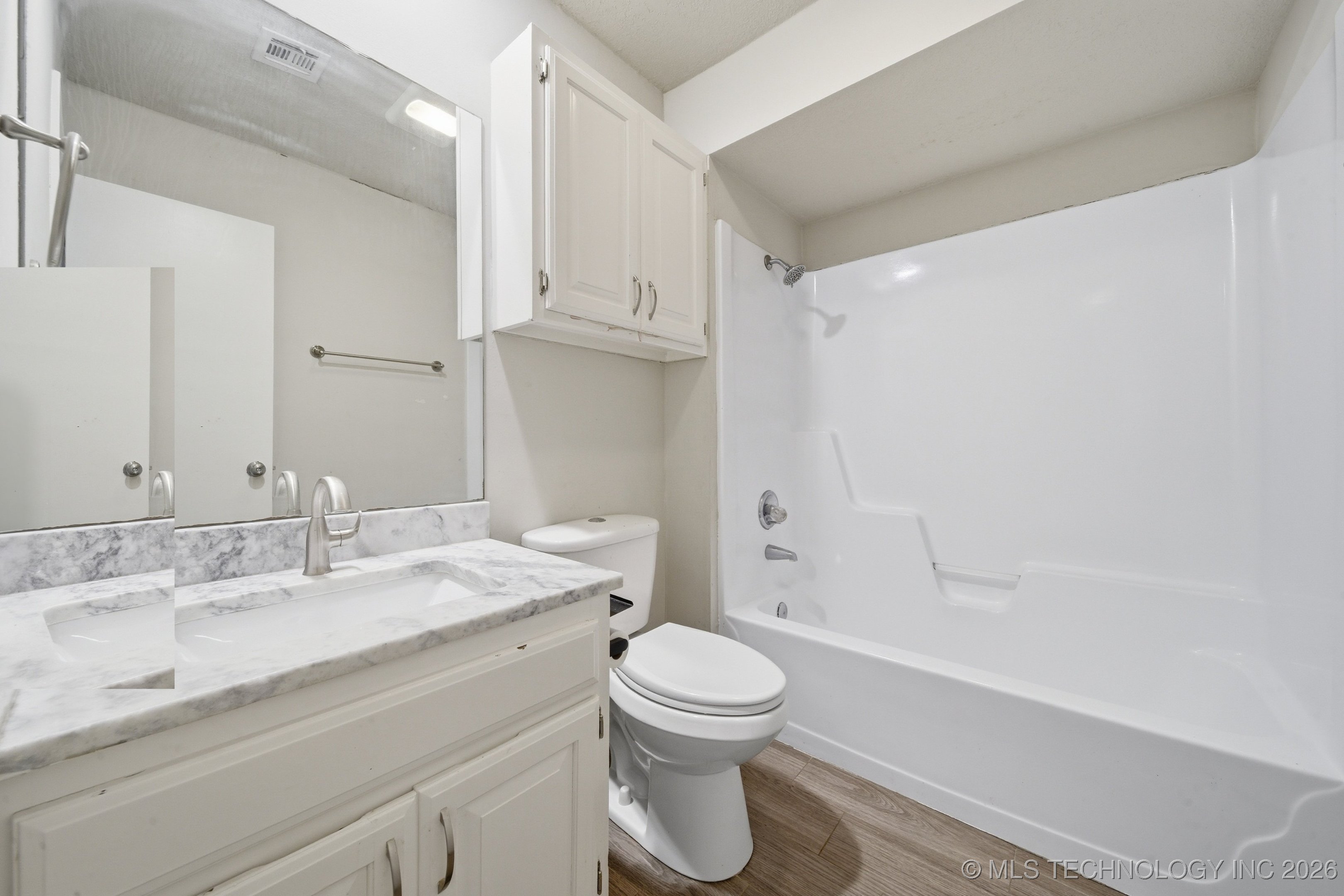 2806 W 70th Street Property Photo 25