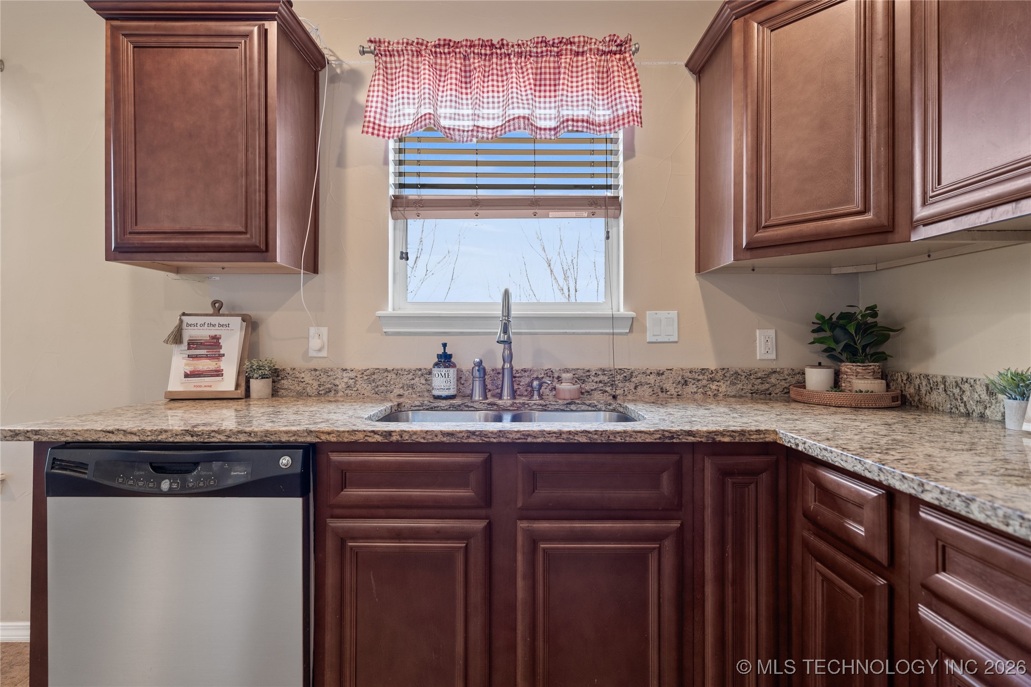 4803 Mill Creek Property Photo 11