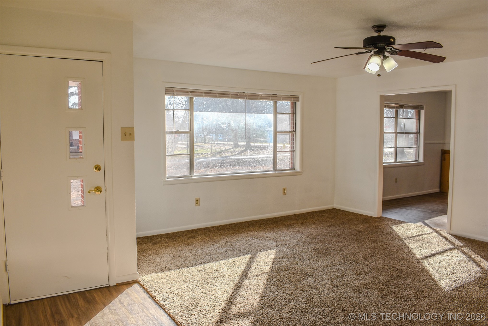 801 Ne 4th Street Property Photo 3