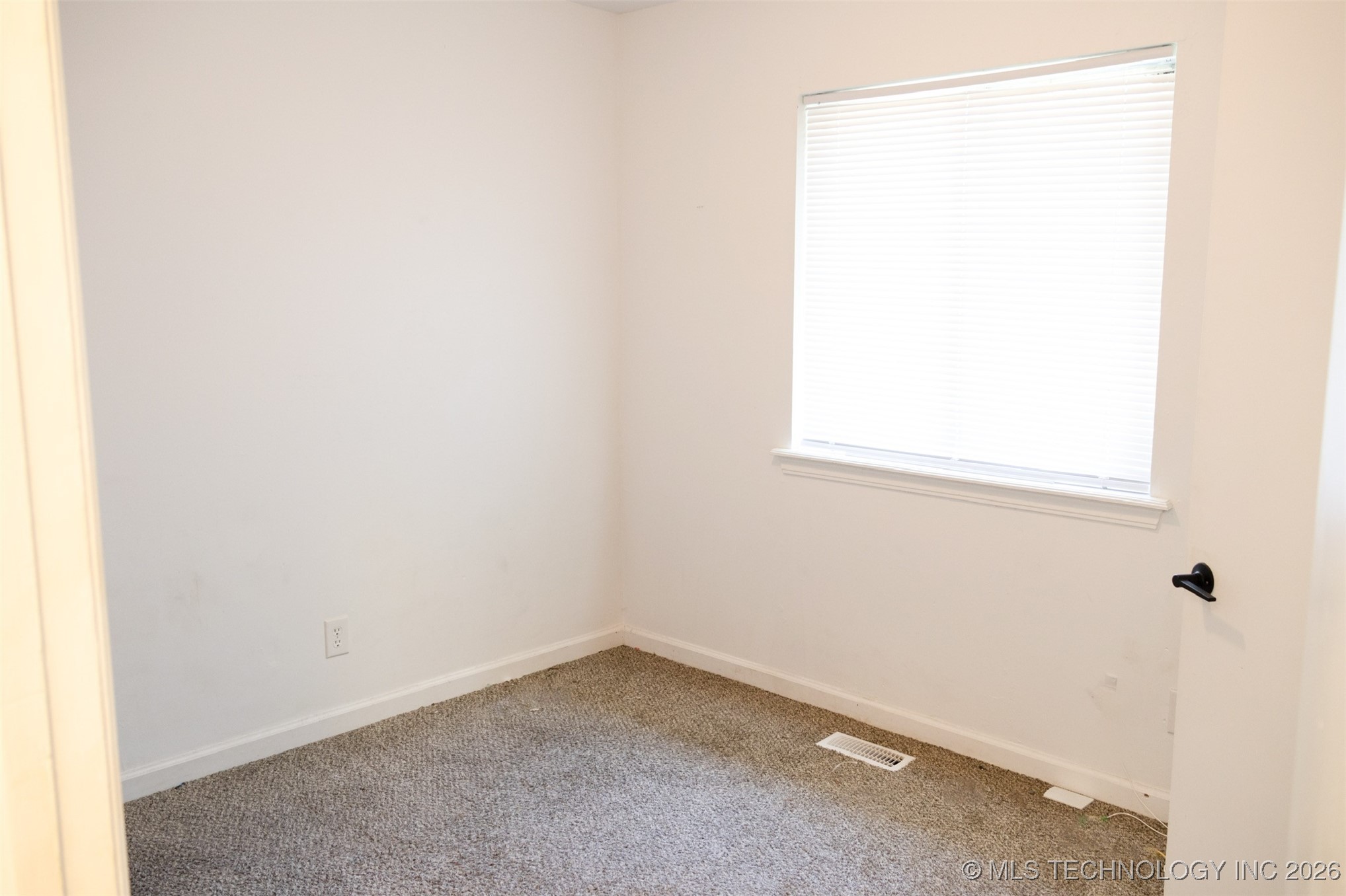 1606 N Chambers Terrace Property Photo 12