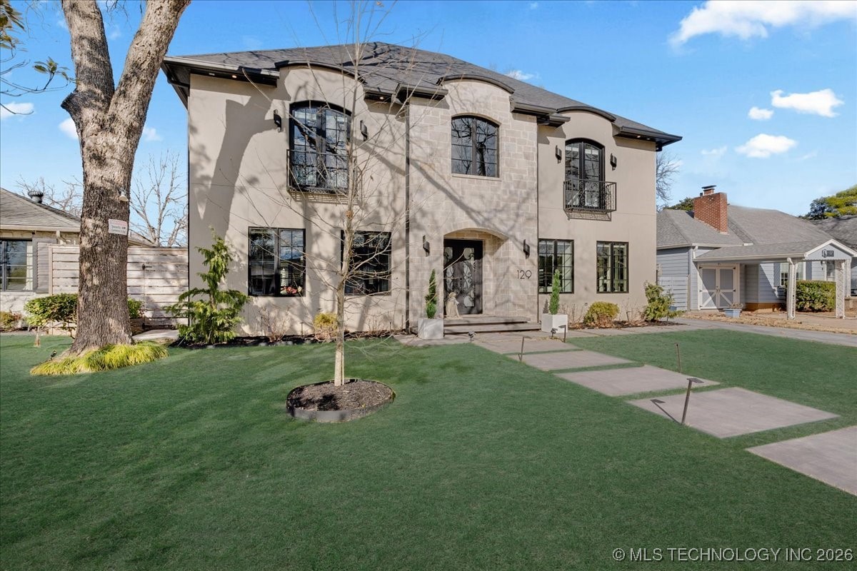 129 E 34th Street S Property Photo 3