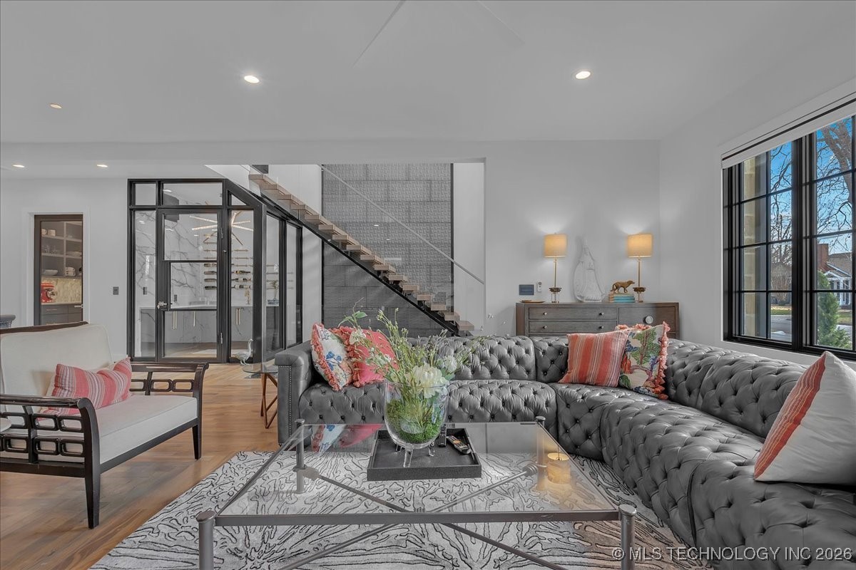 129 E 34th Street S Property Photo 13