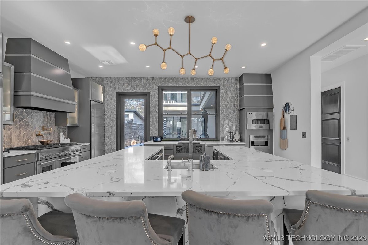 129 E 34th Street S Property Photo 21