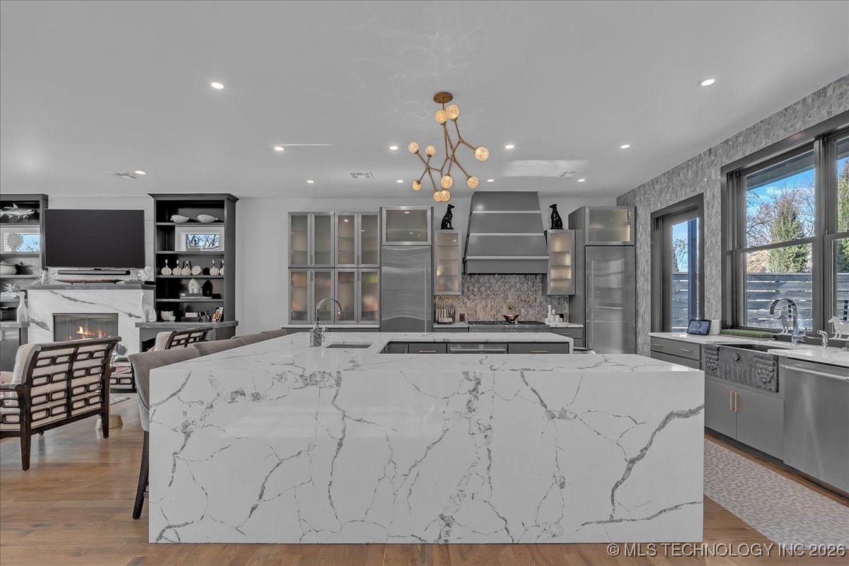 129 E 34th Street S Property Photo 23