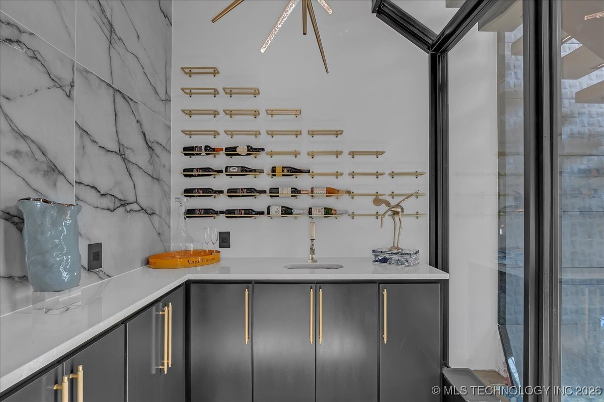 129 E 34th Street S Property Photo 33