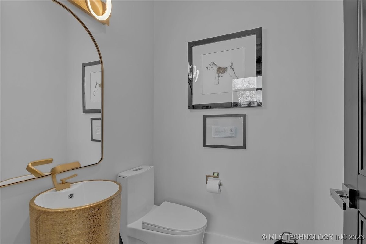 129 E 34th Street S Property Photo 39