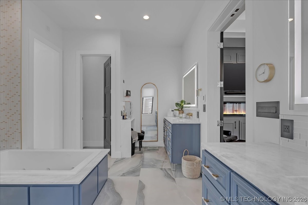 129 E 34th Street S Property Photo 47