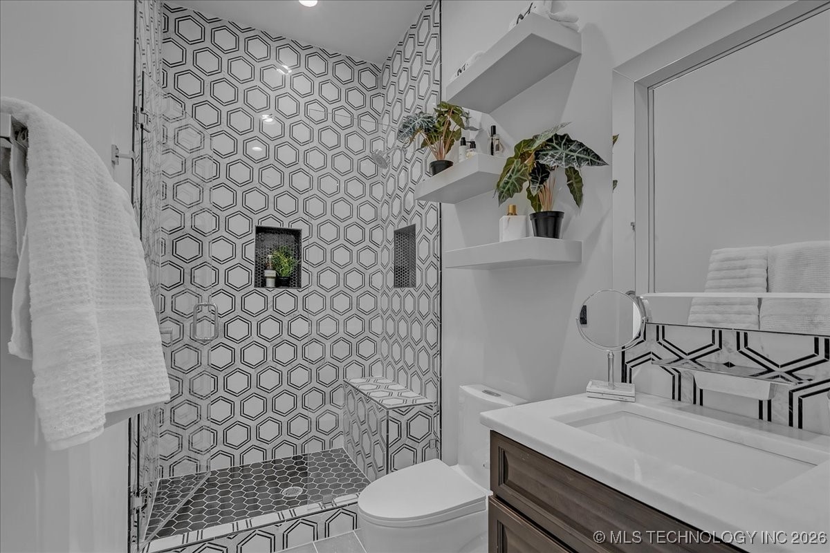 129 E 34th Street S Property Photo 63