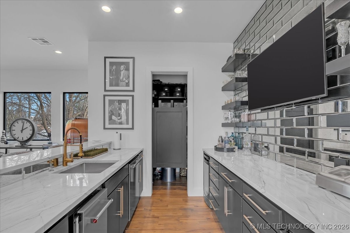 129 E 34th Street S Property Photo 72