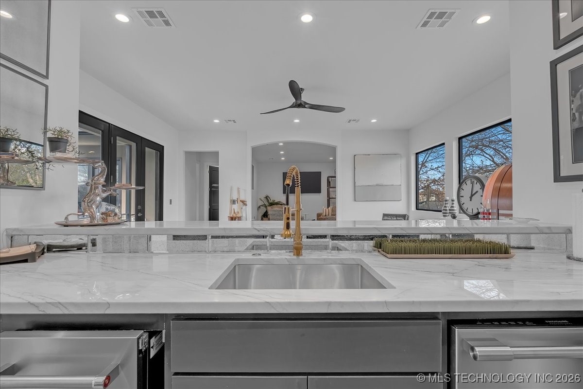 129 E 34th Street S Property Photo 73