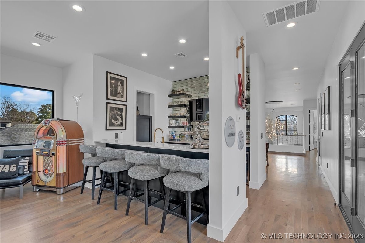 129 E 34th Street S Property Photo 76