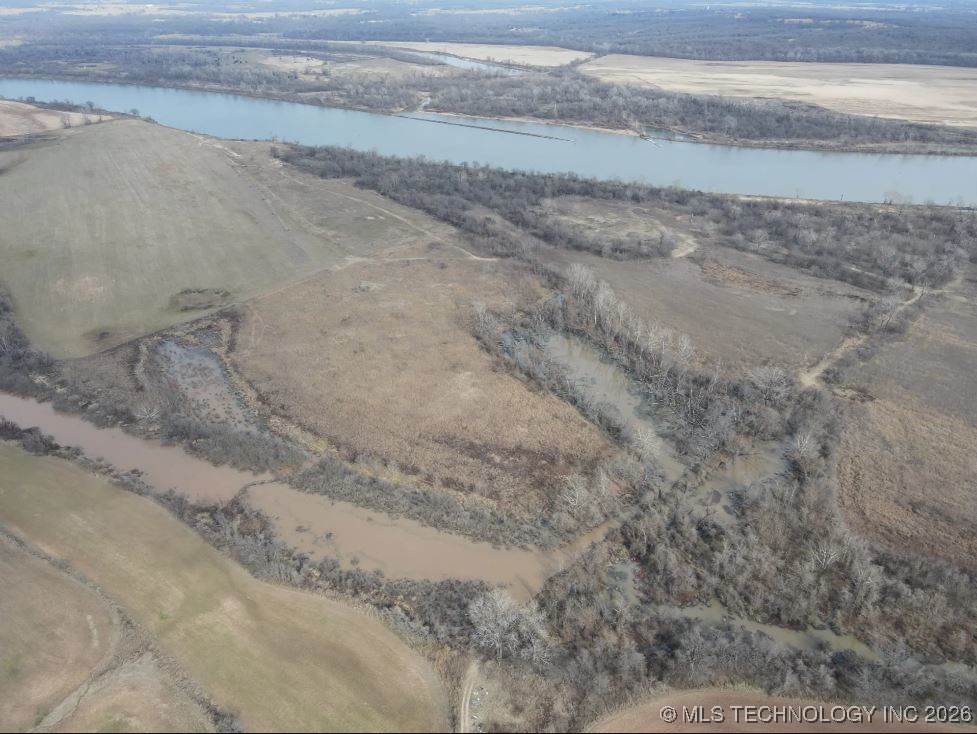 42 County Road Property Photo 1