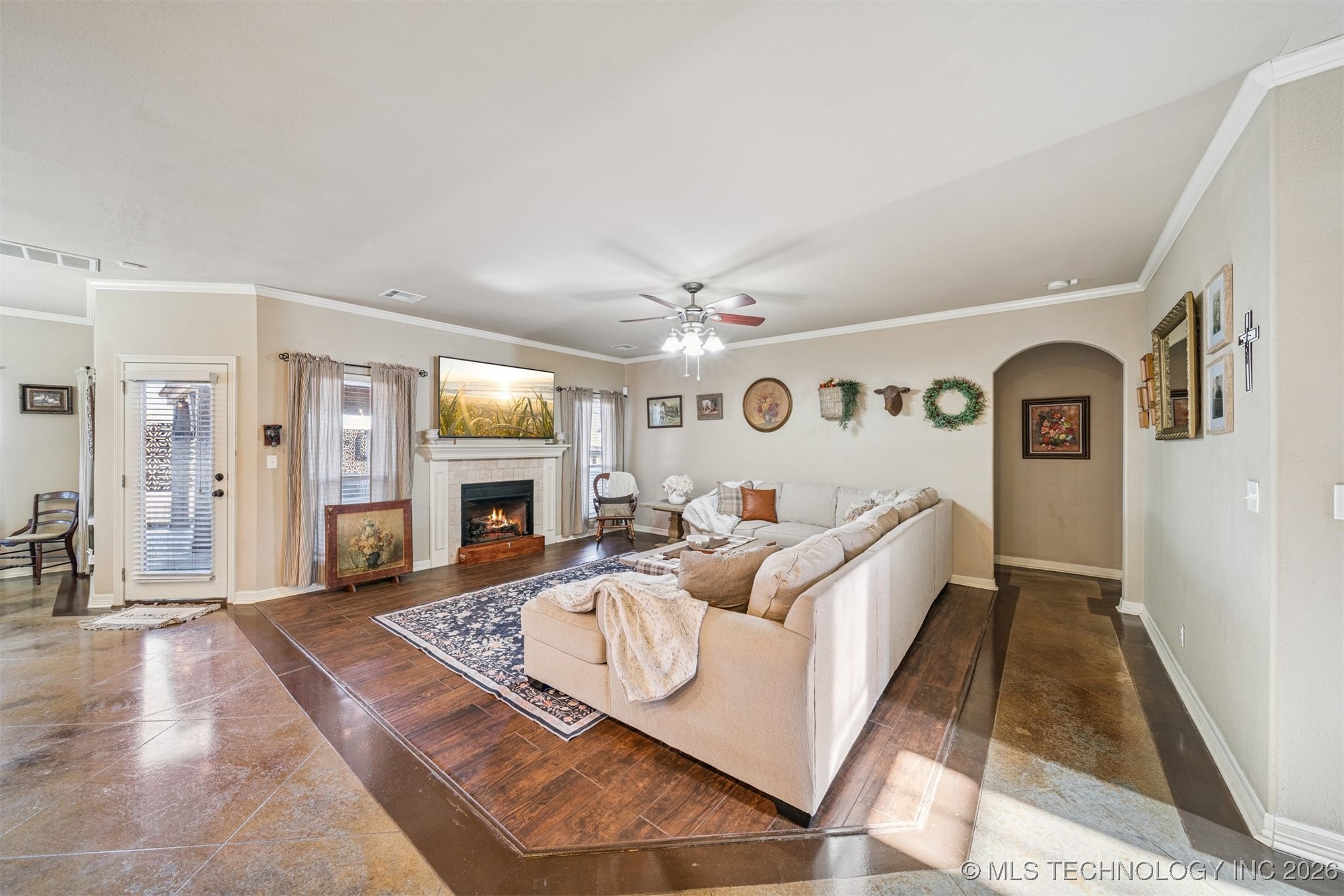 709 W 40th Street S Property Photo 15