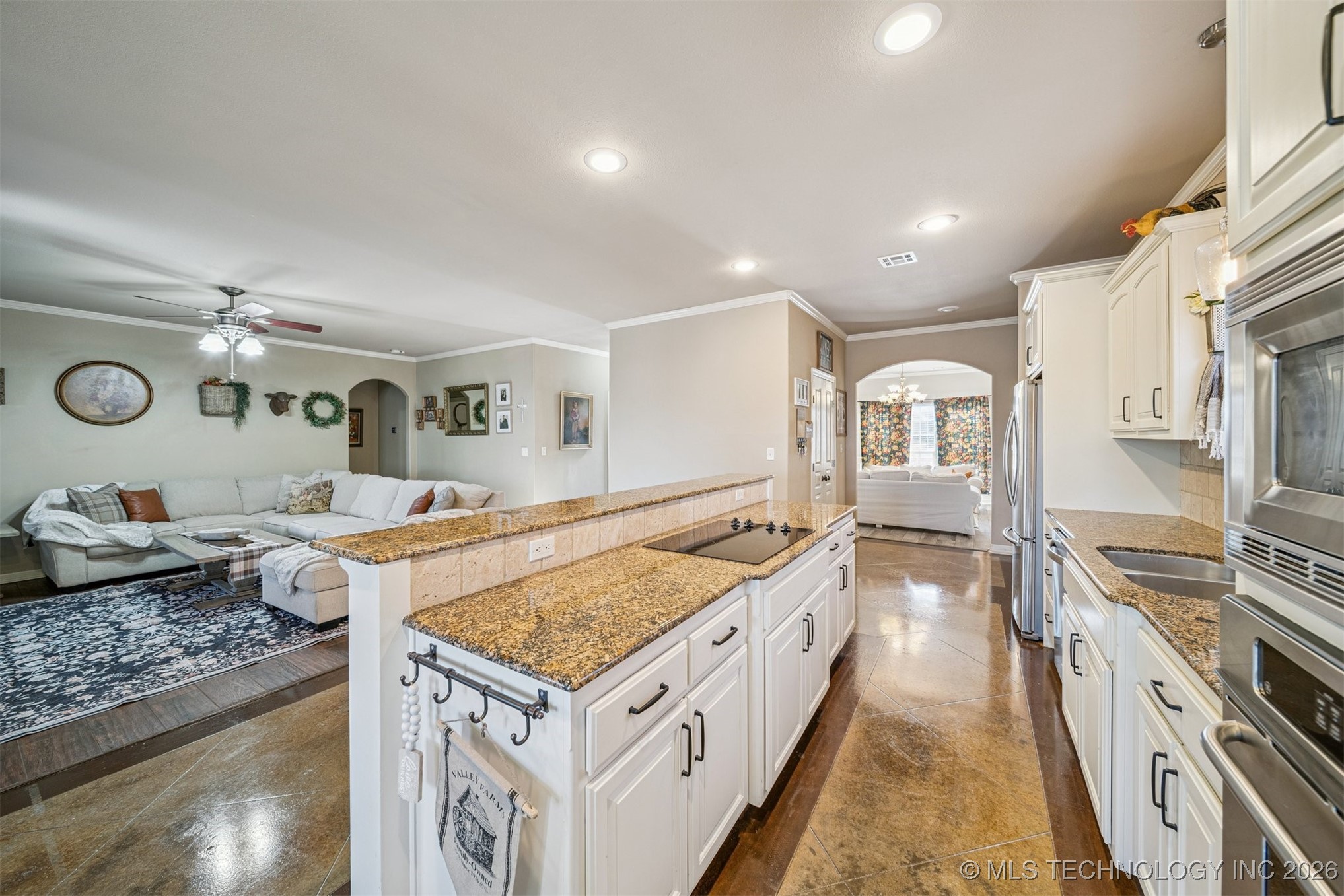 709 W 40th Street S Property Photo 20