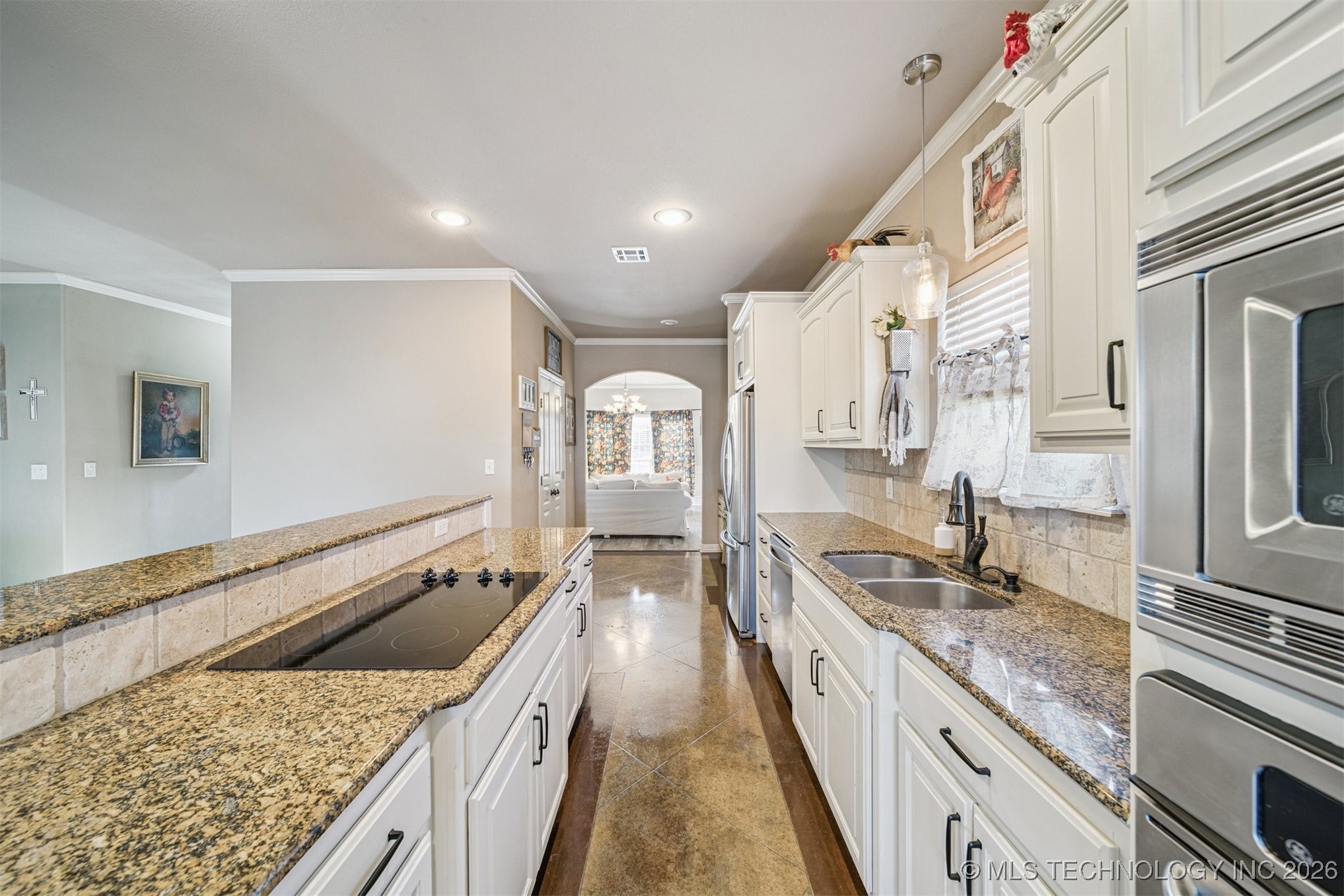 709 W 40th Street S Property Photo 21