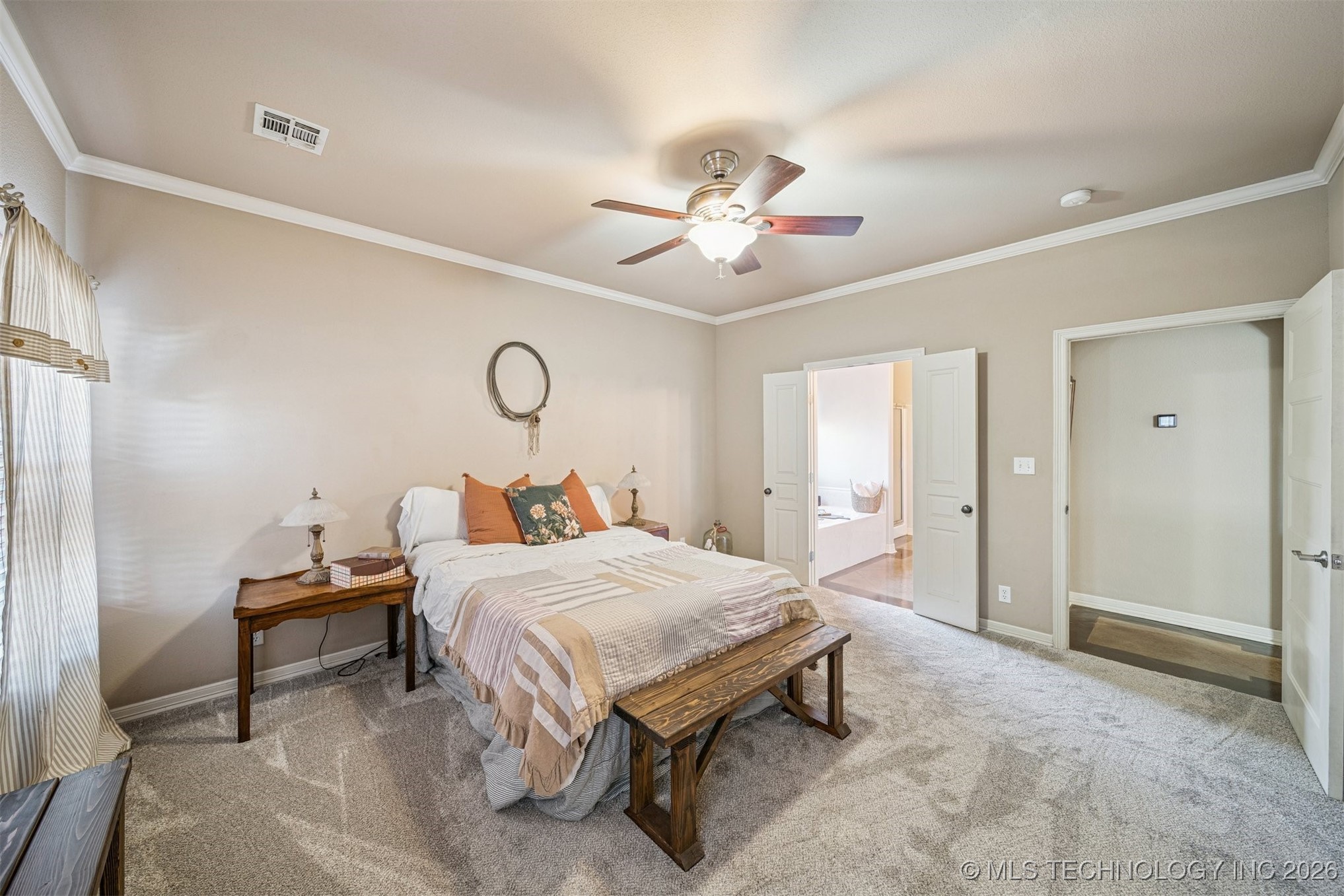 709 W 40th Street S Property Photo 25