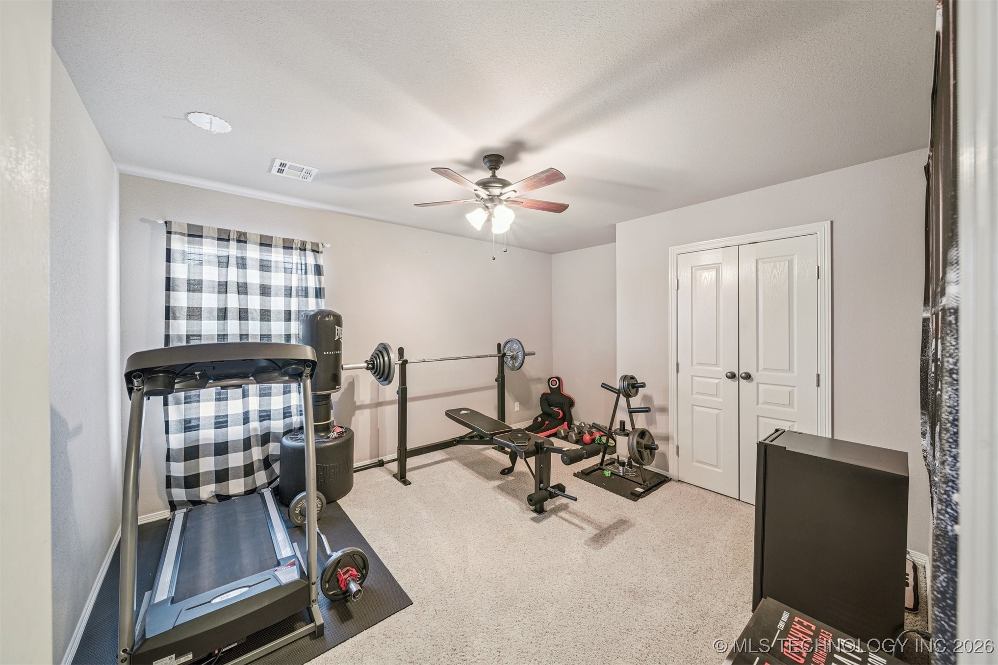 709 W 40th Street S Property Photo 34