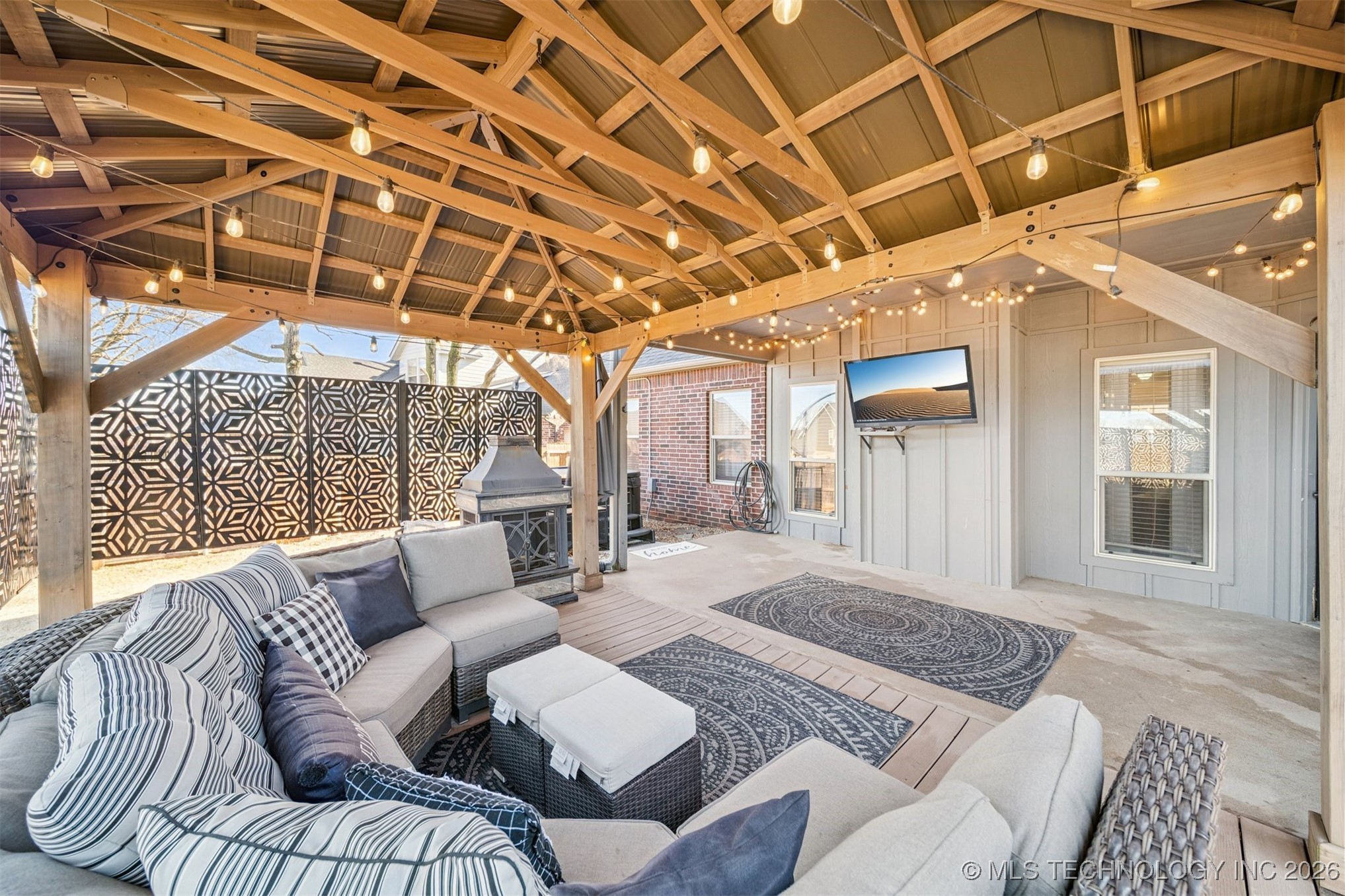 709 W 40th Street S Property Photo 42