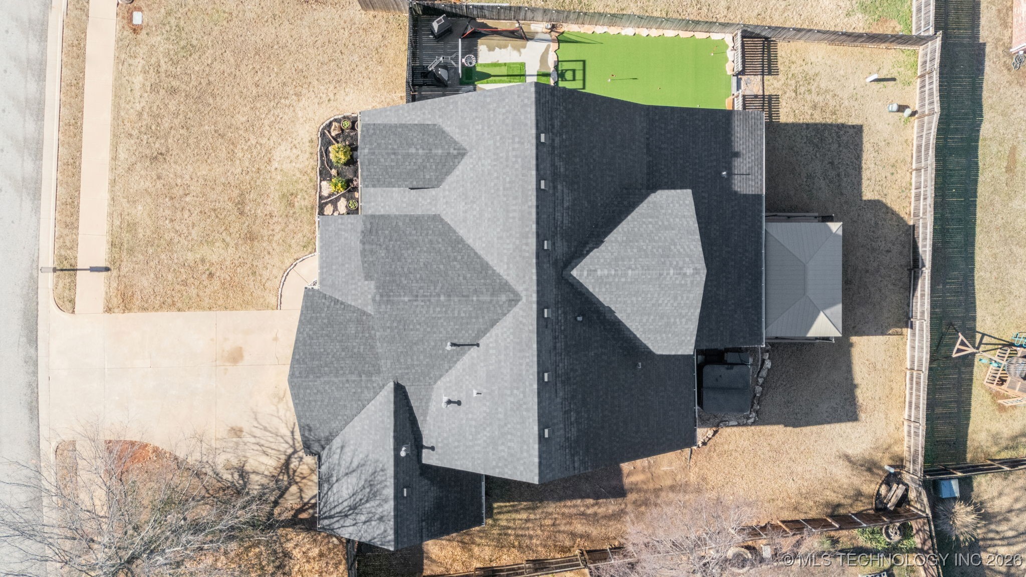 709 W 40th Street S Property Photo 54