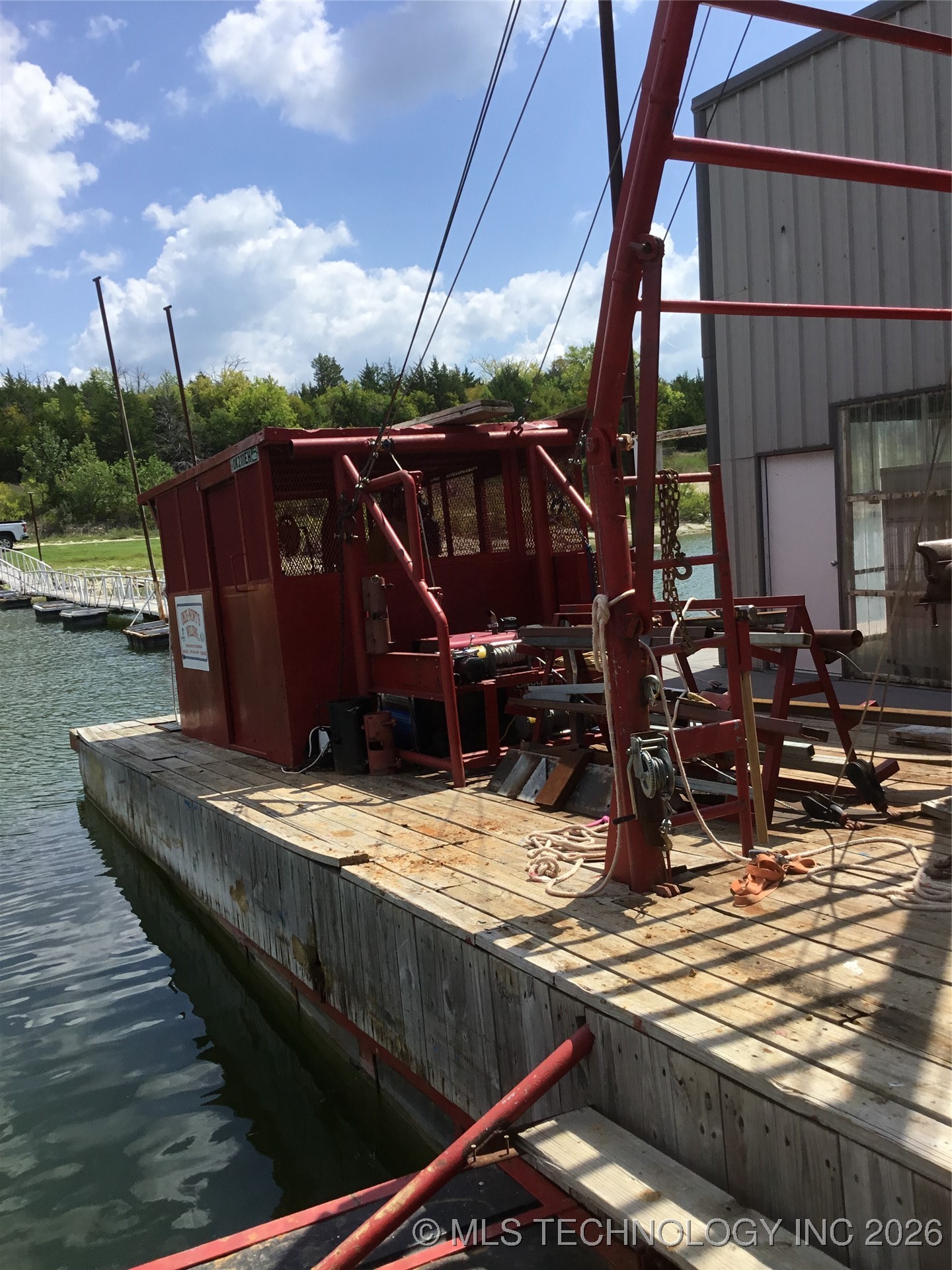 401 Hwy 70 Highway N Property Photo 2