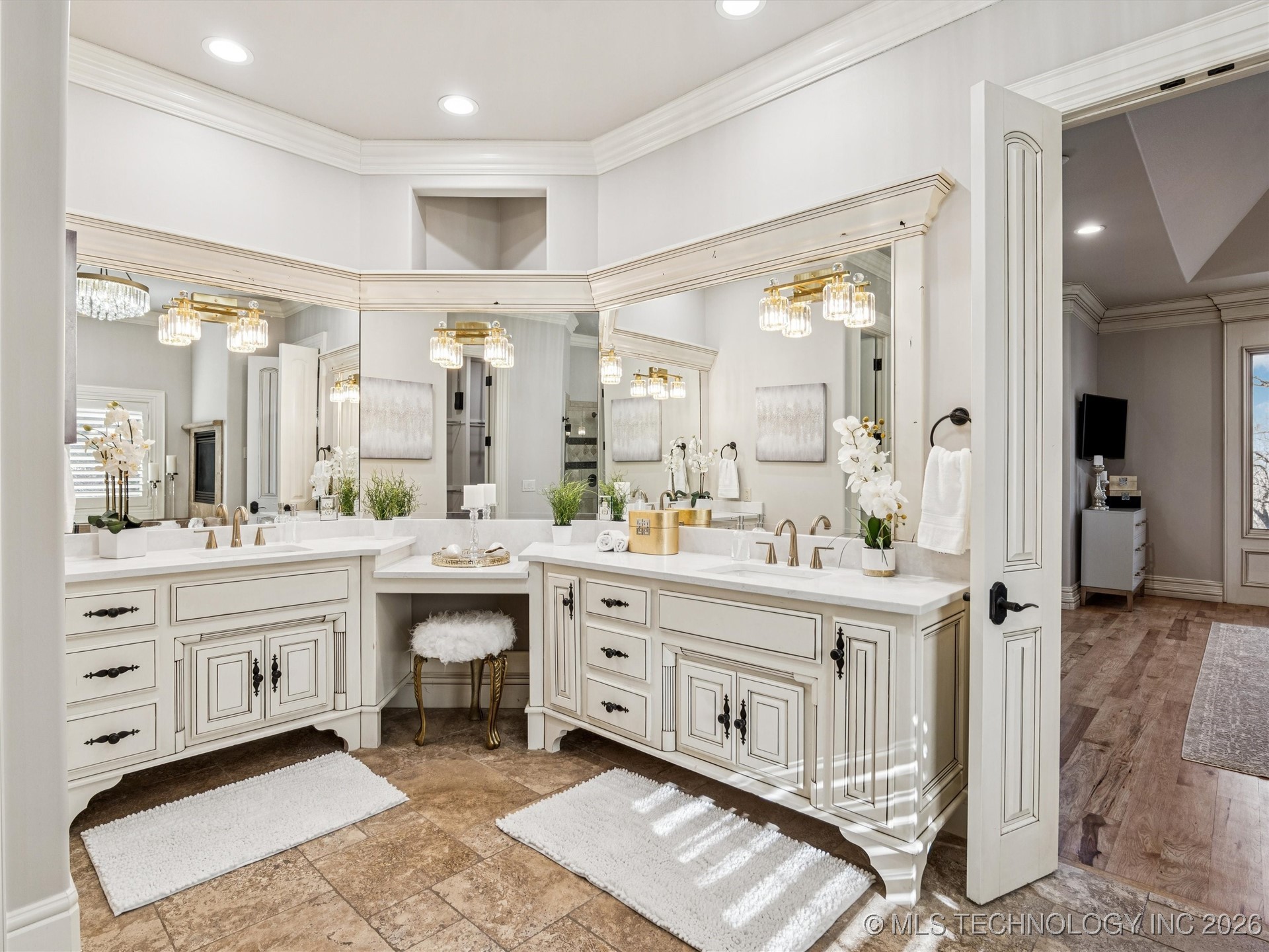 12225 S 14th Court Property Photo 23