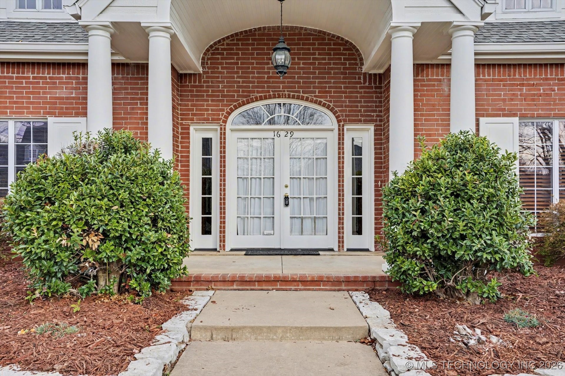 1629 E 124th Street S Property Photo 5