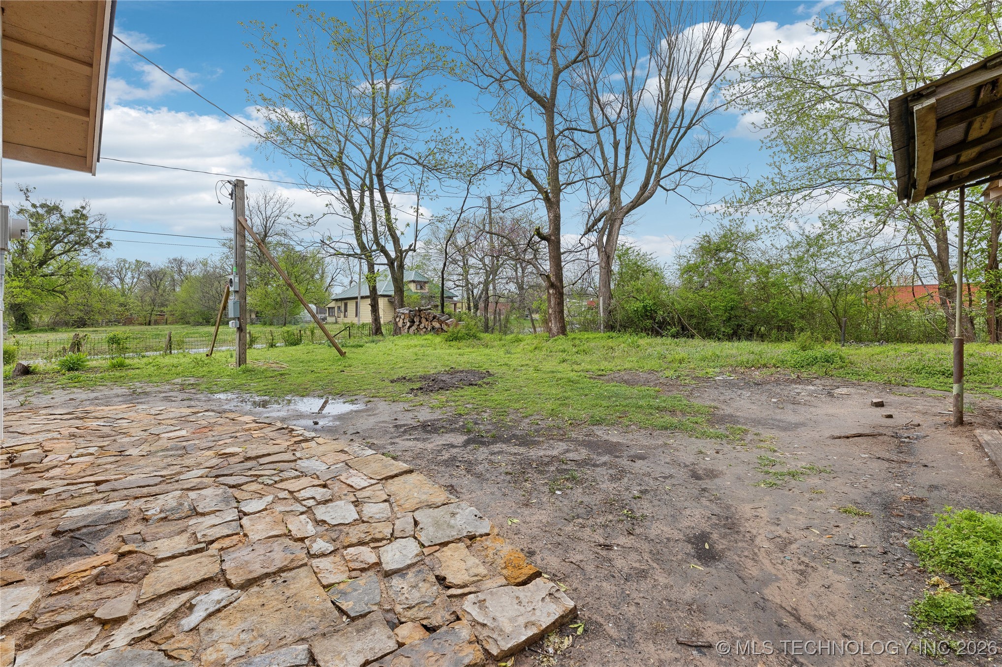 825 S L Street Property Photo 16